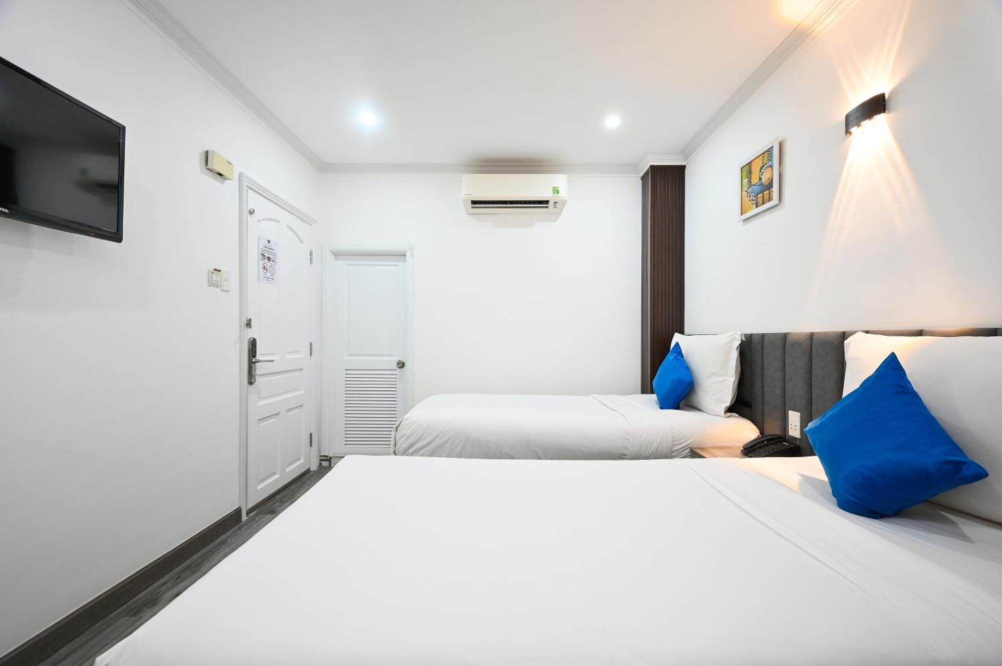 Superior Double or Twin Room No Window