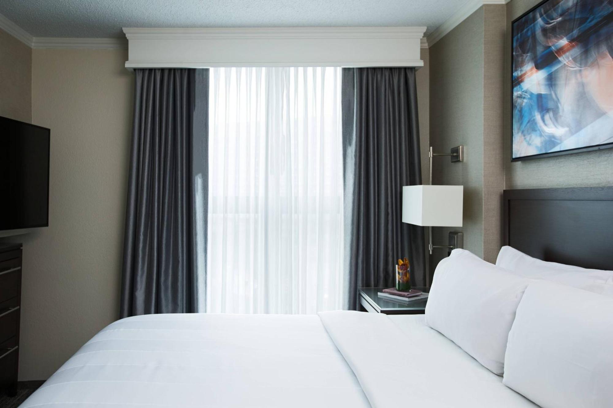 One-Bedroom Suite