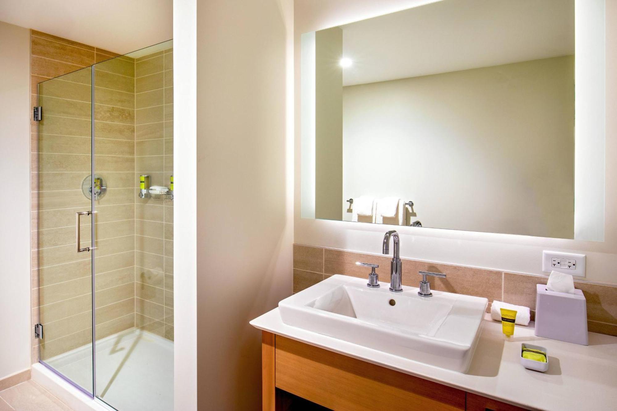 1 Bedroom Suite, King, Sofa bed, Trundle bed