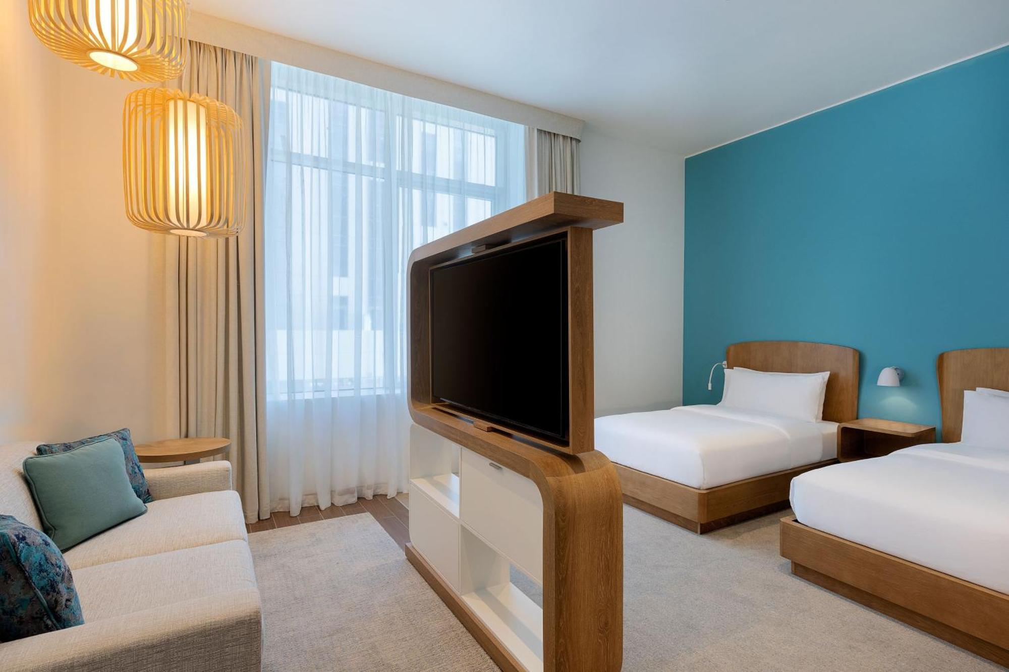 Studio 2 Single Beds
