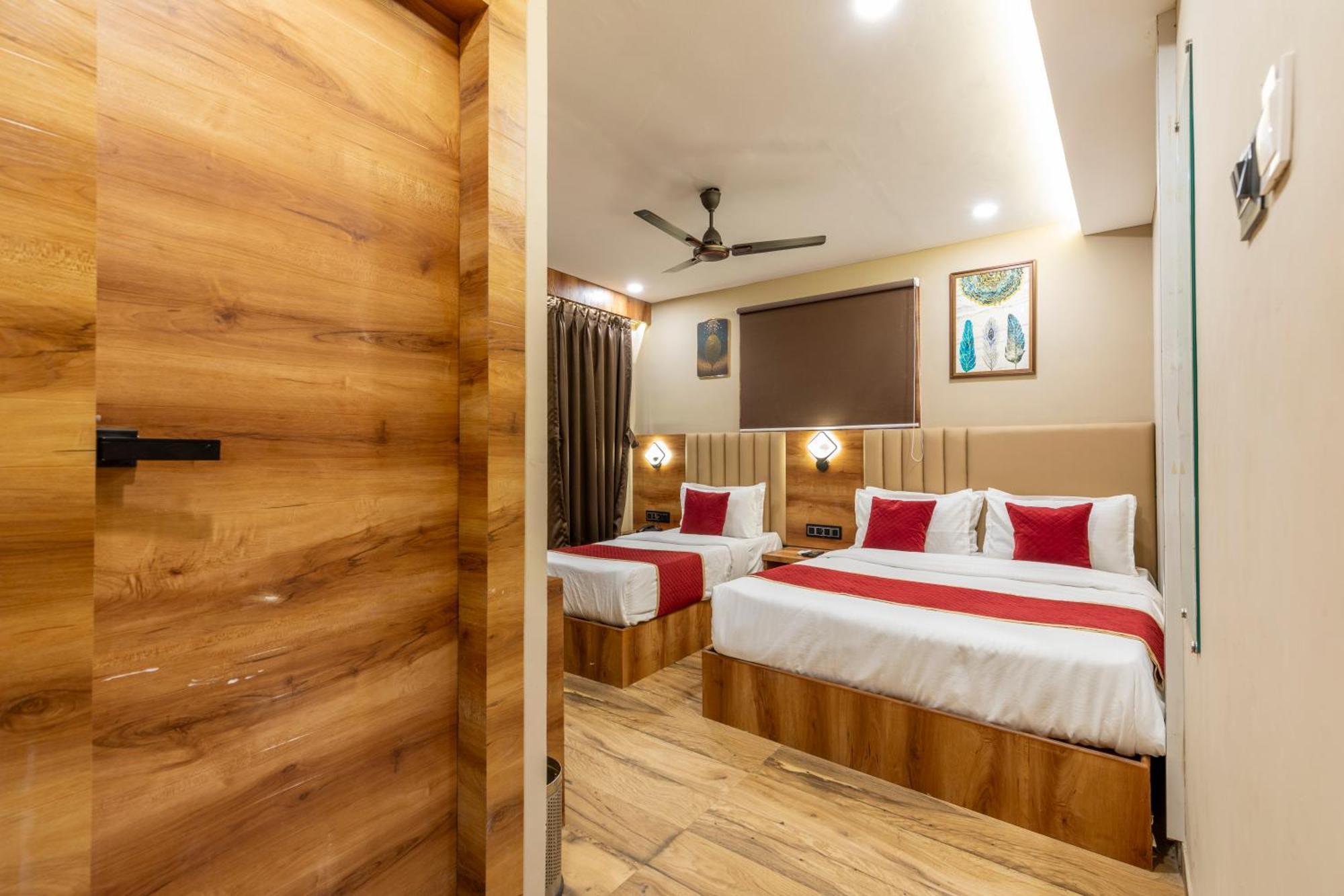 Deluxe Triple Room
