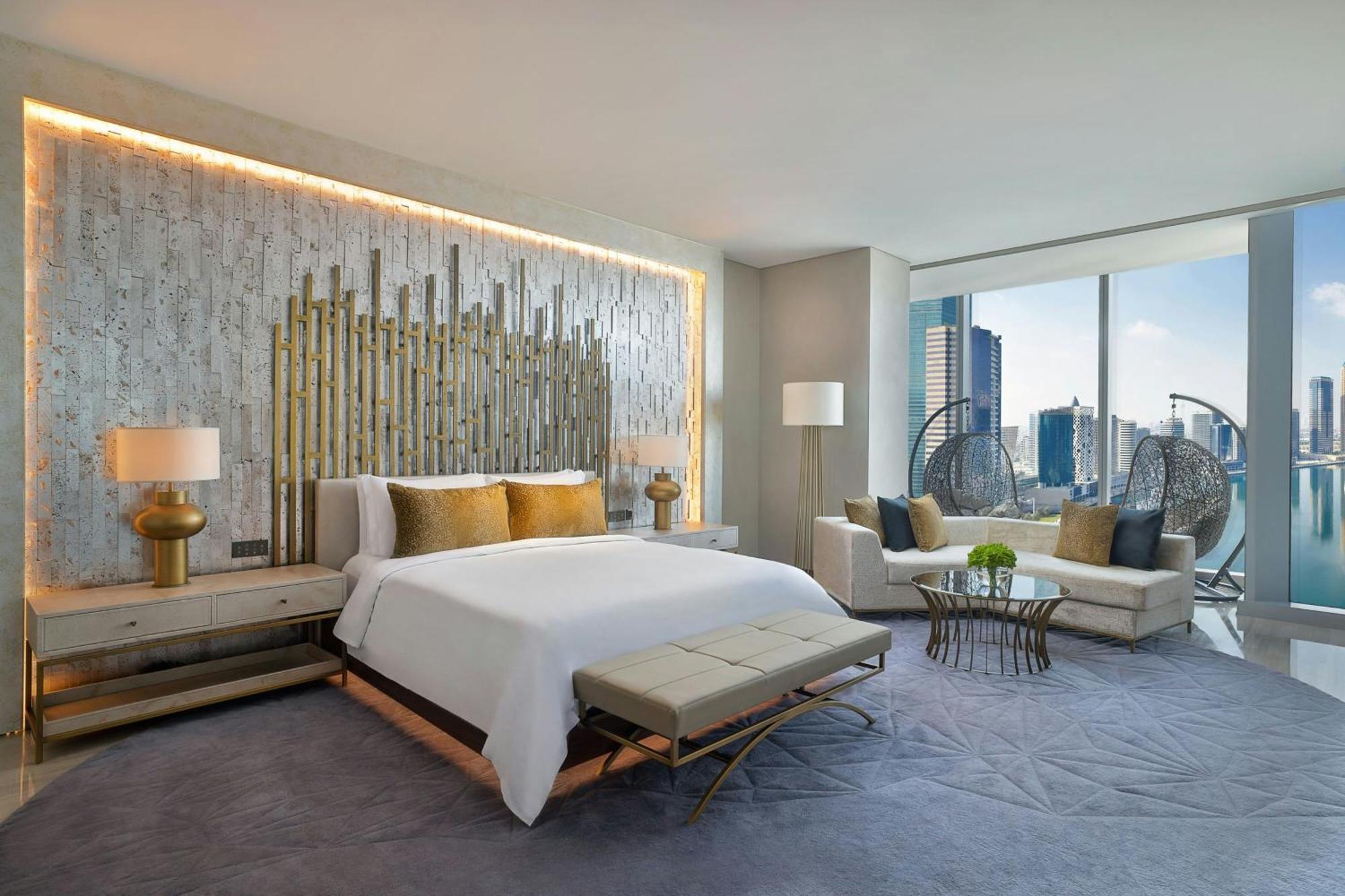 Signature King Suite Canal View including Signature St Regis Butler Service