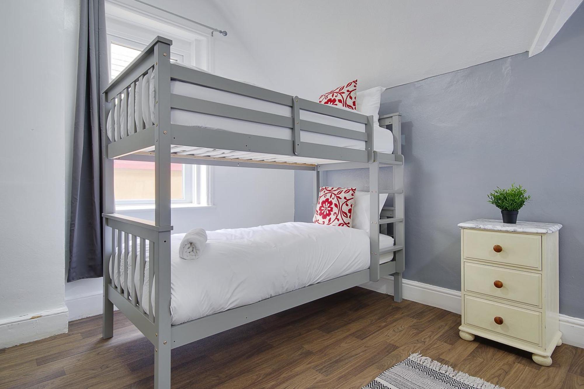 Classic Quadruple Room