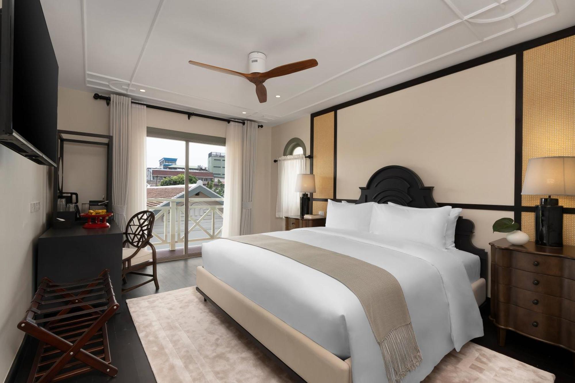 King Room Garden View