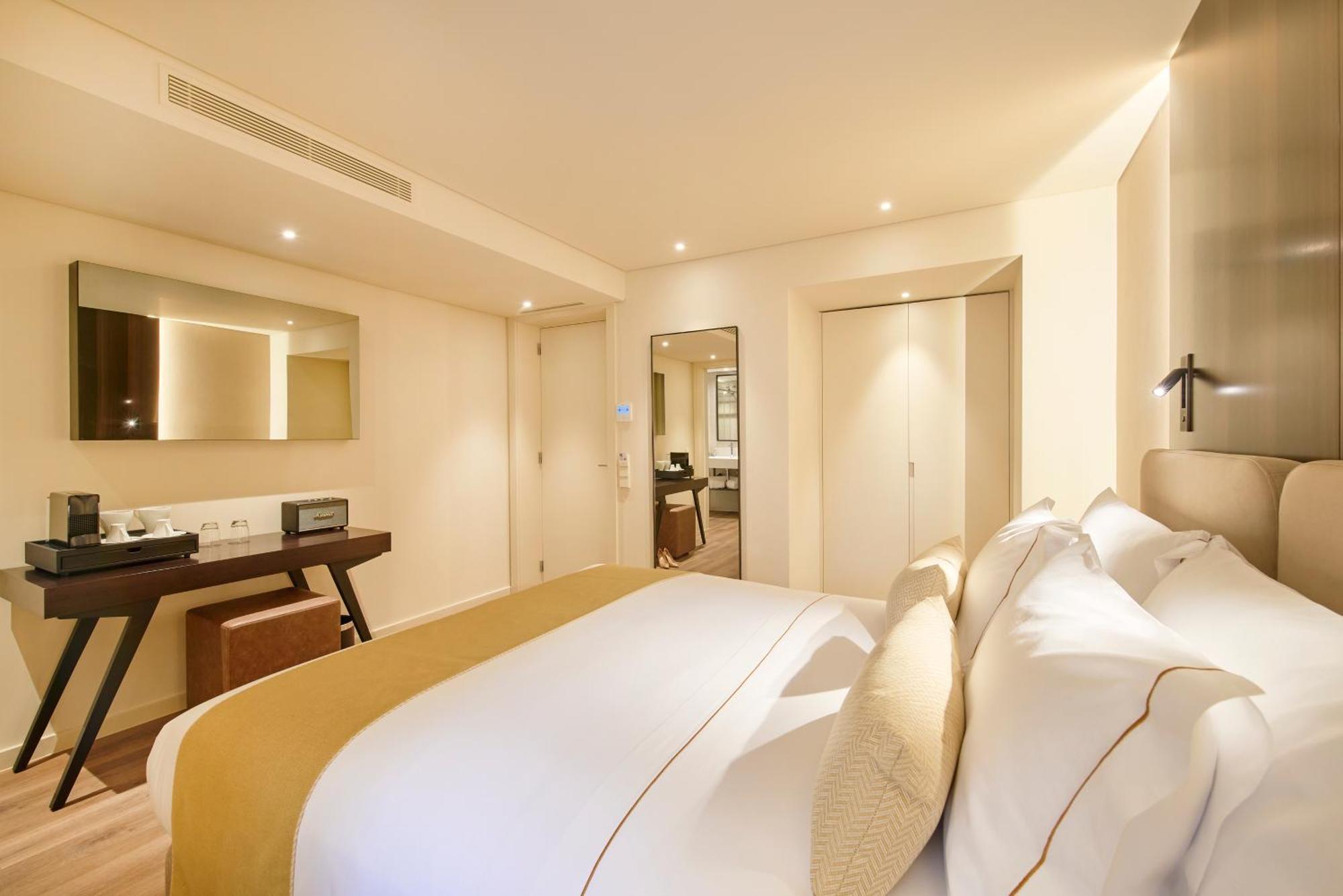 Double Room with Interior View