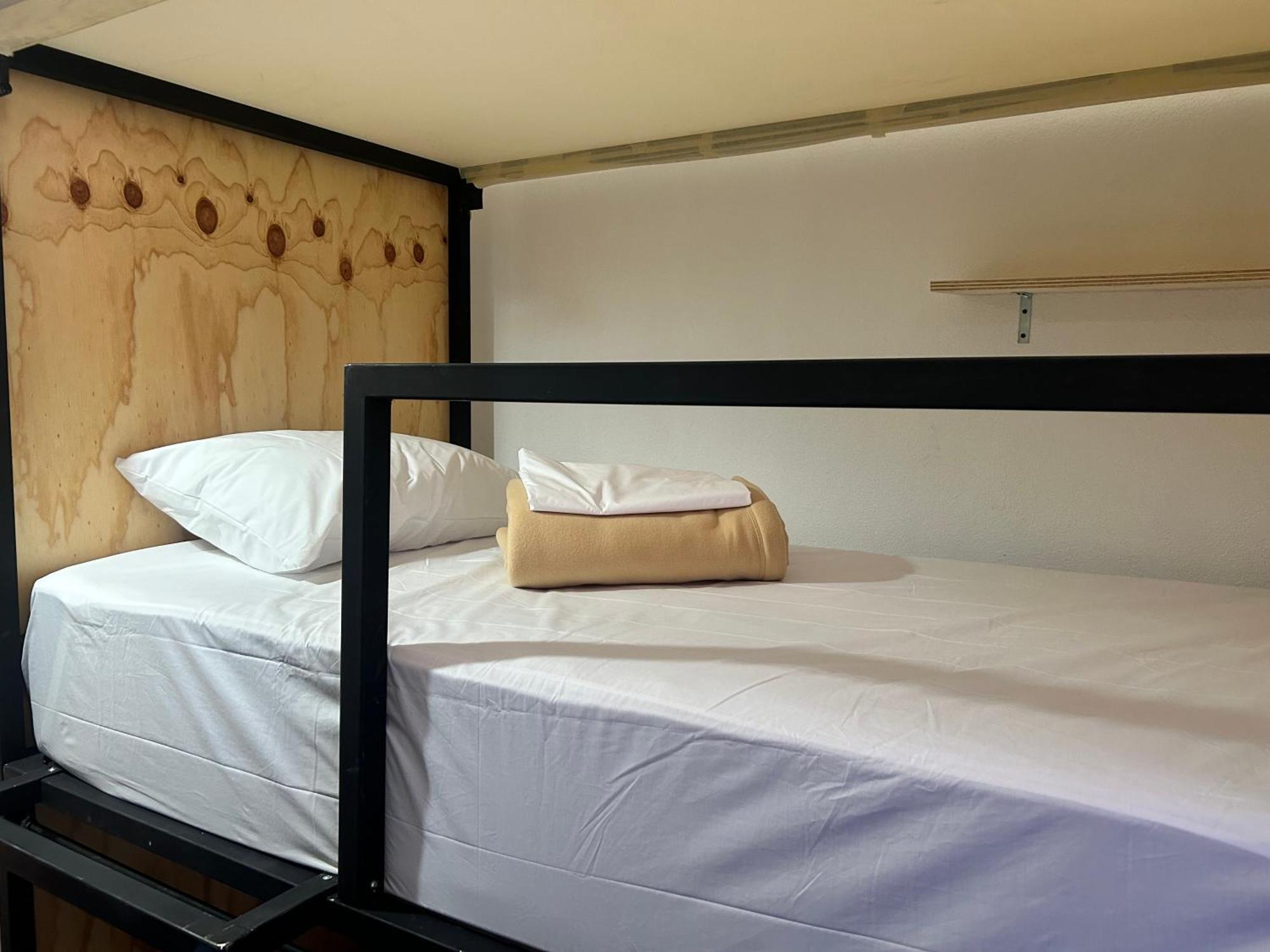 Bed 4-Bed Mixed Dormitory Room