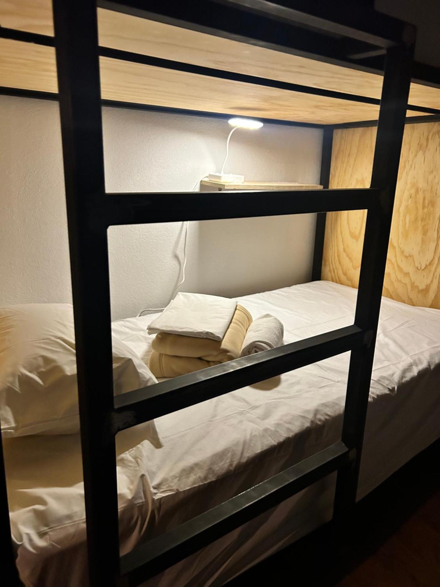 Bed 4-Bed Mixed Dormitory Room