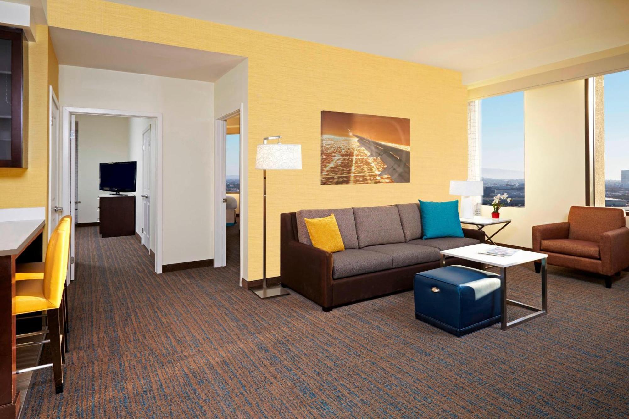 Two-Bedroom Suite,1637729743:JPEG