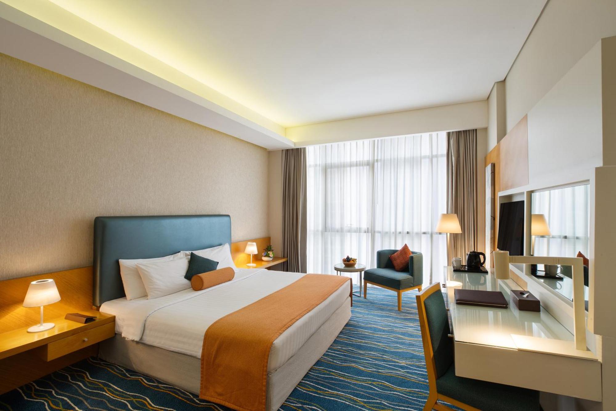 Royal Room King or Twin 9 AM Early Check 06 PM Late Check-out