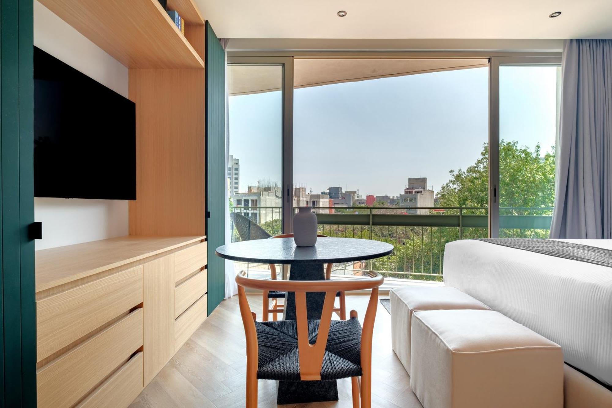 Studio Balcony