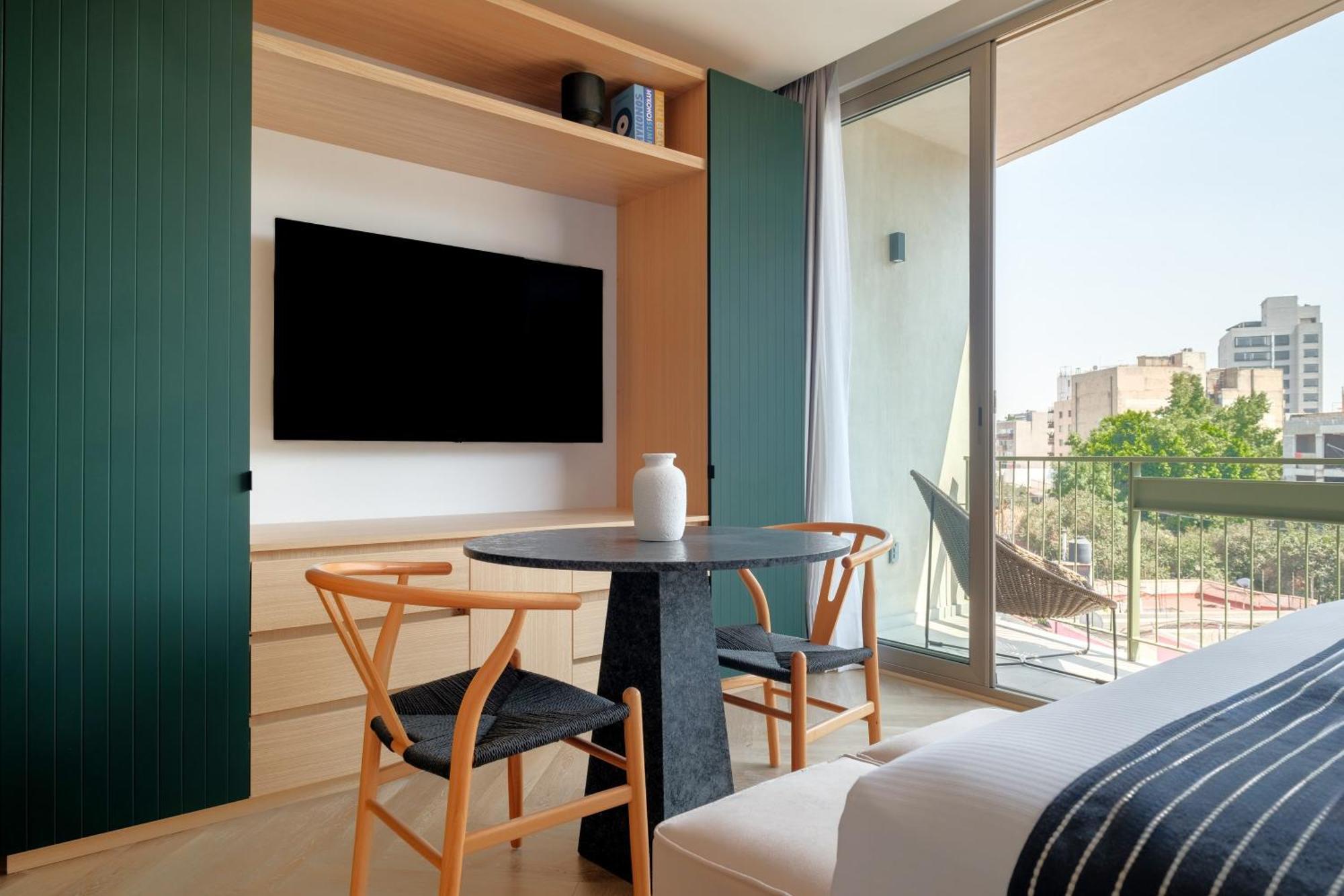 Studio Balcony
