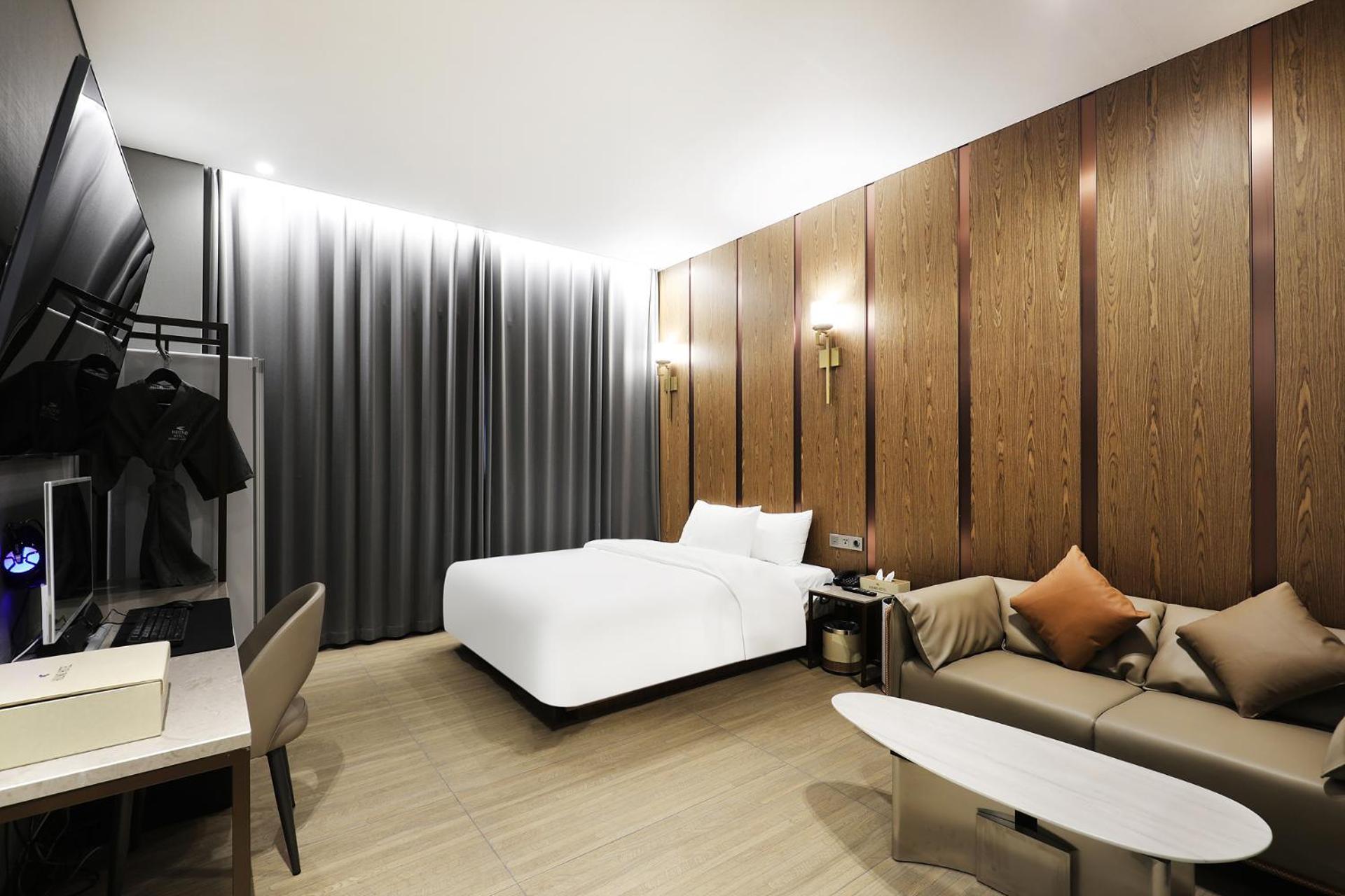 Premier Double Room