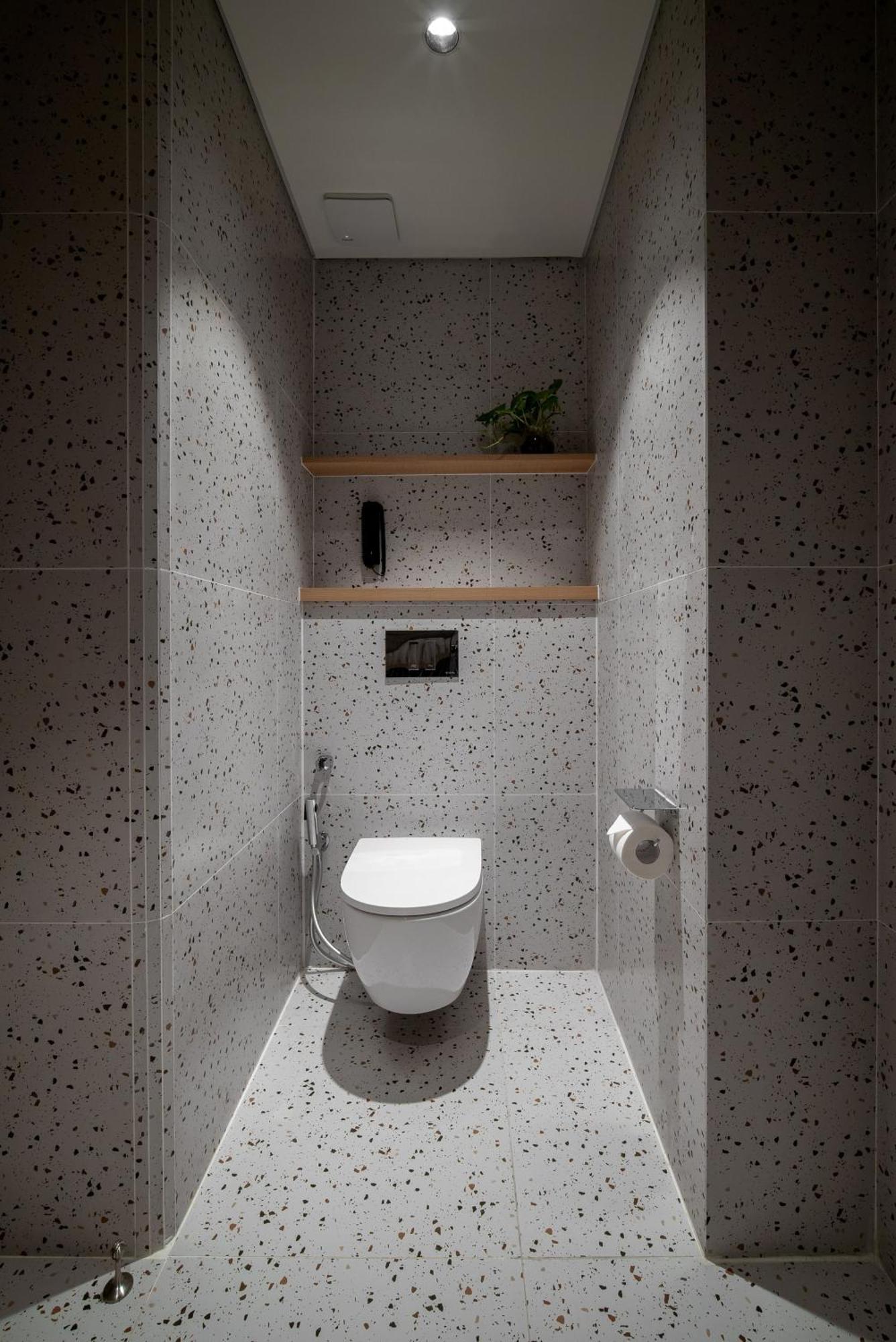 Luxury Deluxe Triple Room City View Once-time minibar