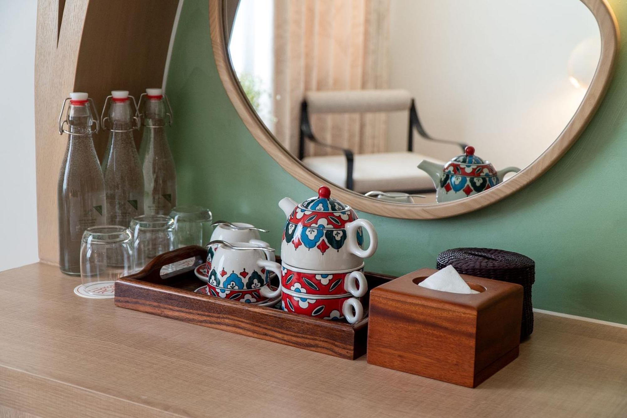 Luxury Deluxe Triple Room City View Once-time minibar