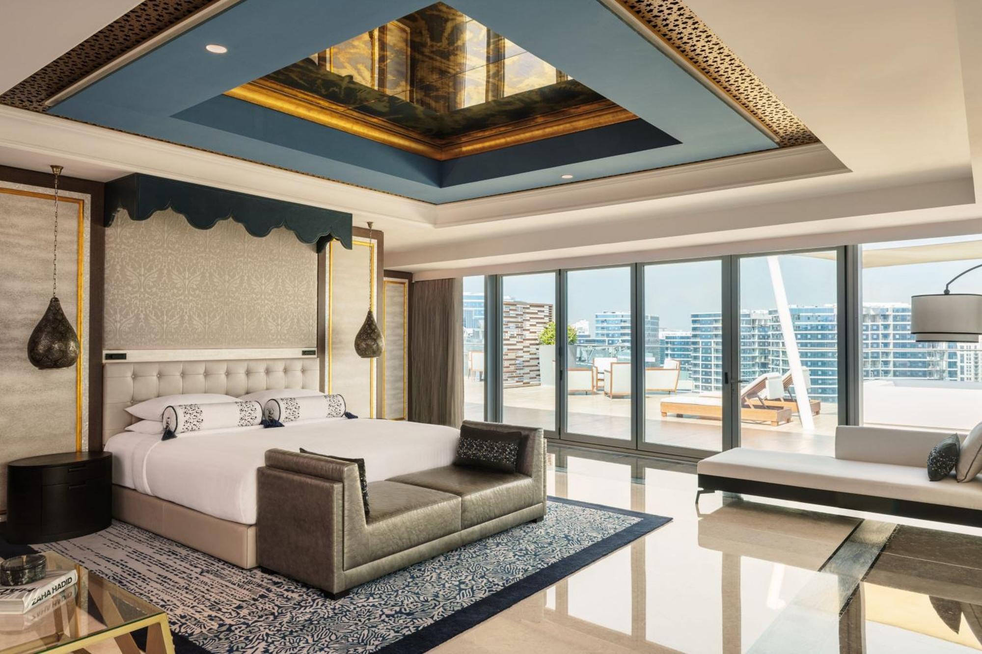 Royal Two-Bedroom Penthouse Suite Water View Corner Room