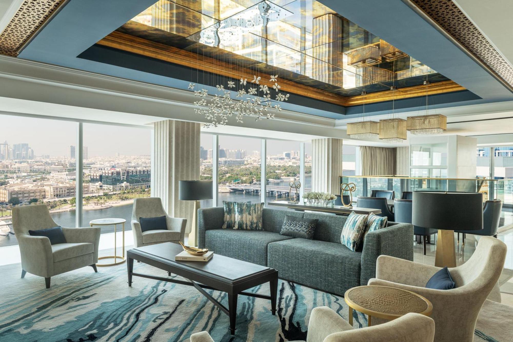 Royal Two-Bedroom Penthouse Suite Water View Corner Room