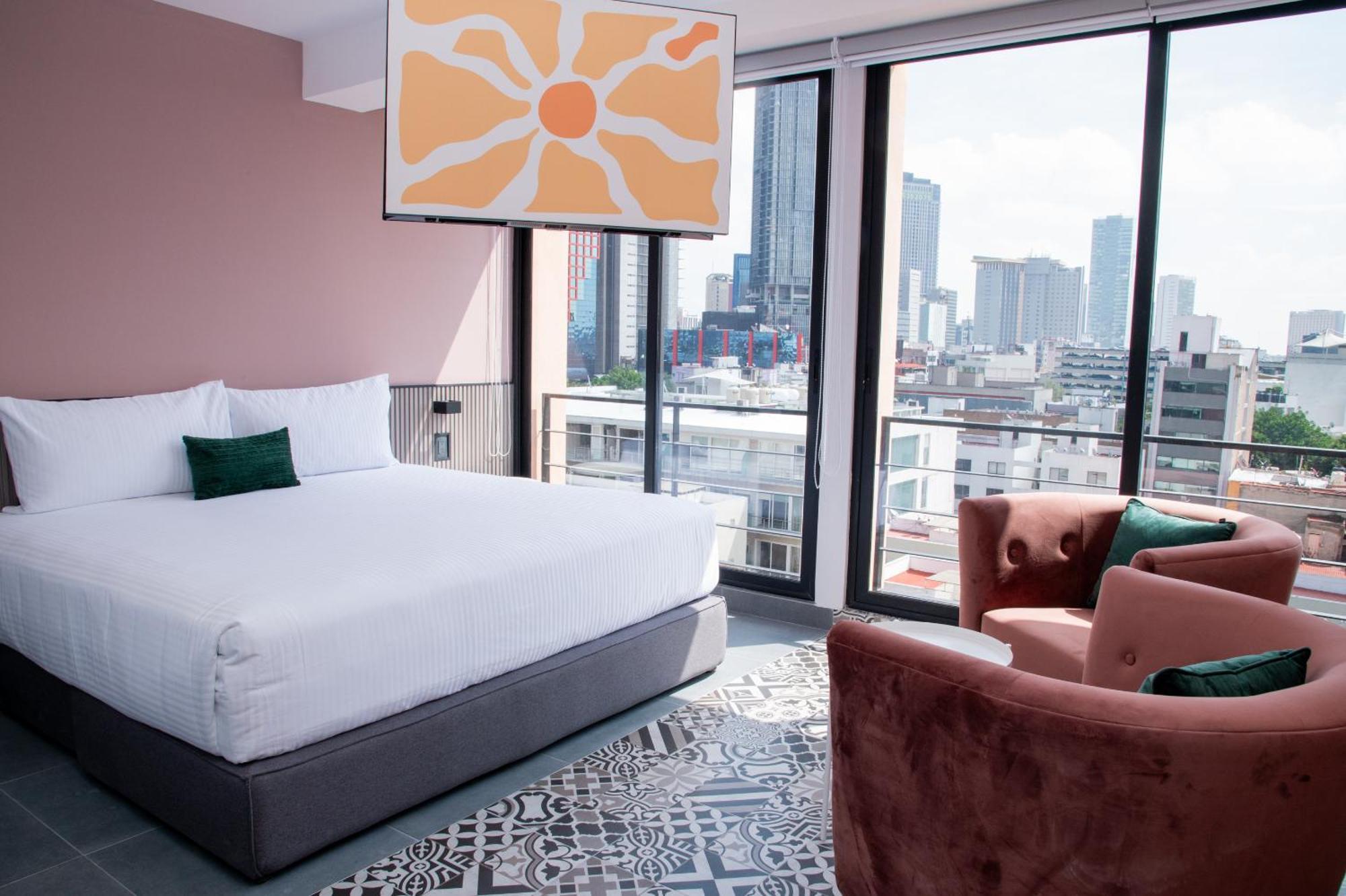 Suite City View