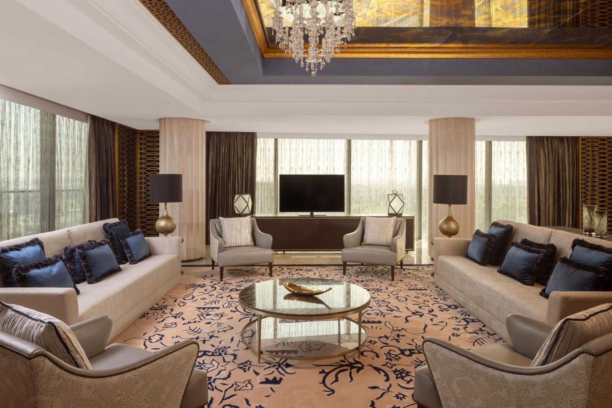 Presidential One-Bedroom King Penthouse Suite Water View