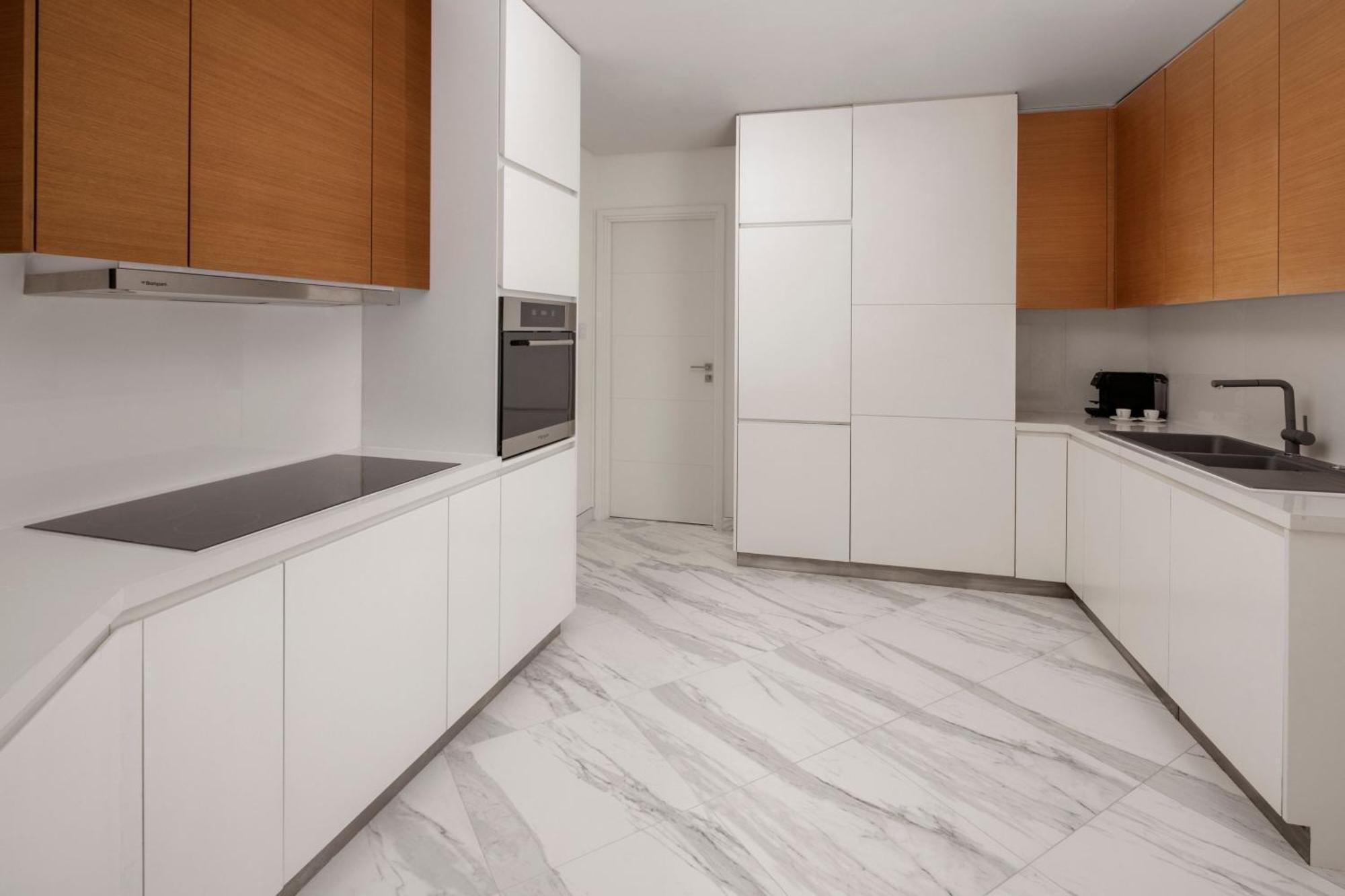 Three-Bedroom Duplex Corner Apartment Balcony