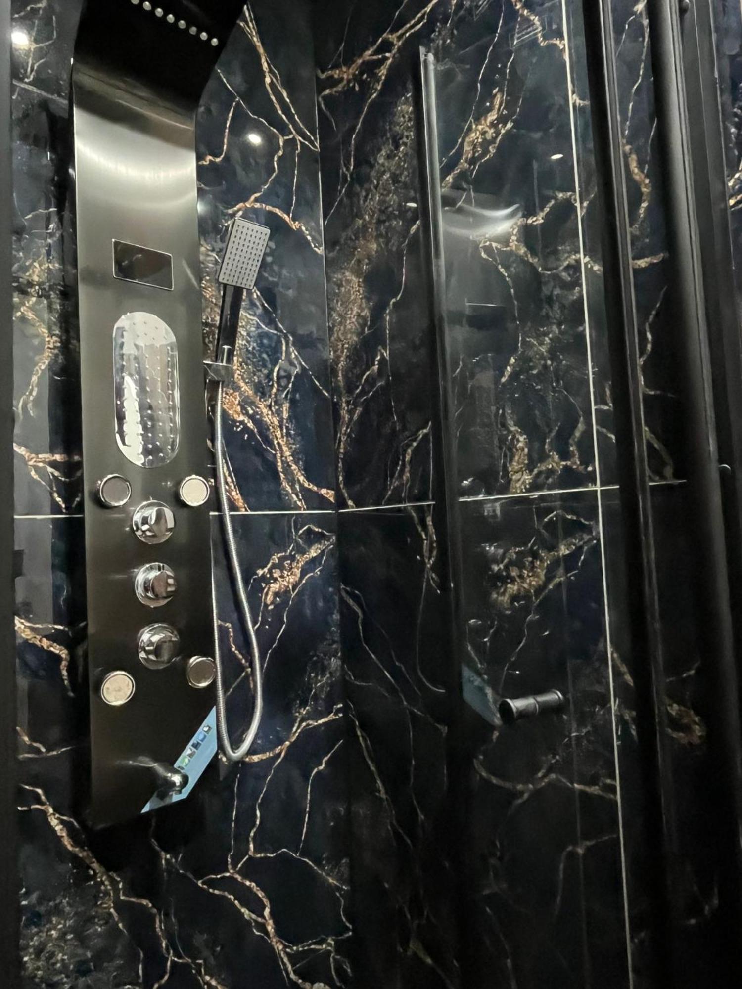 Deluxe Double Room with Shower