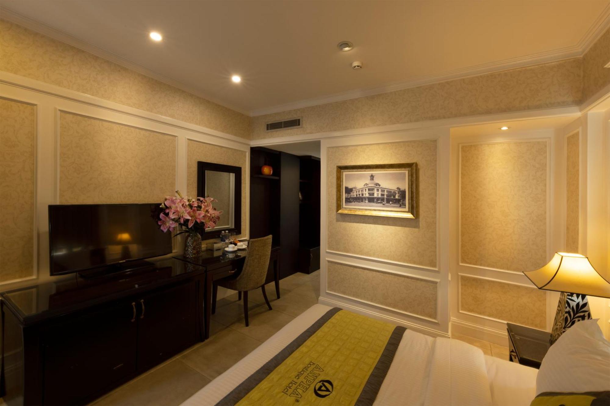 Premier Deluxe Double Room