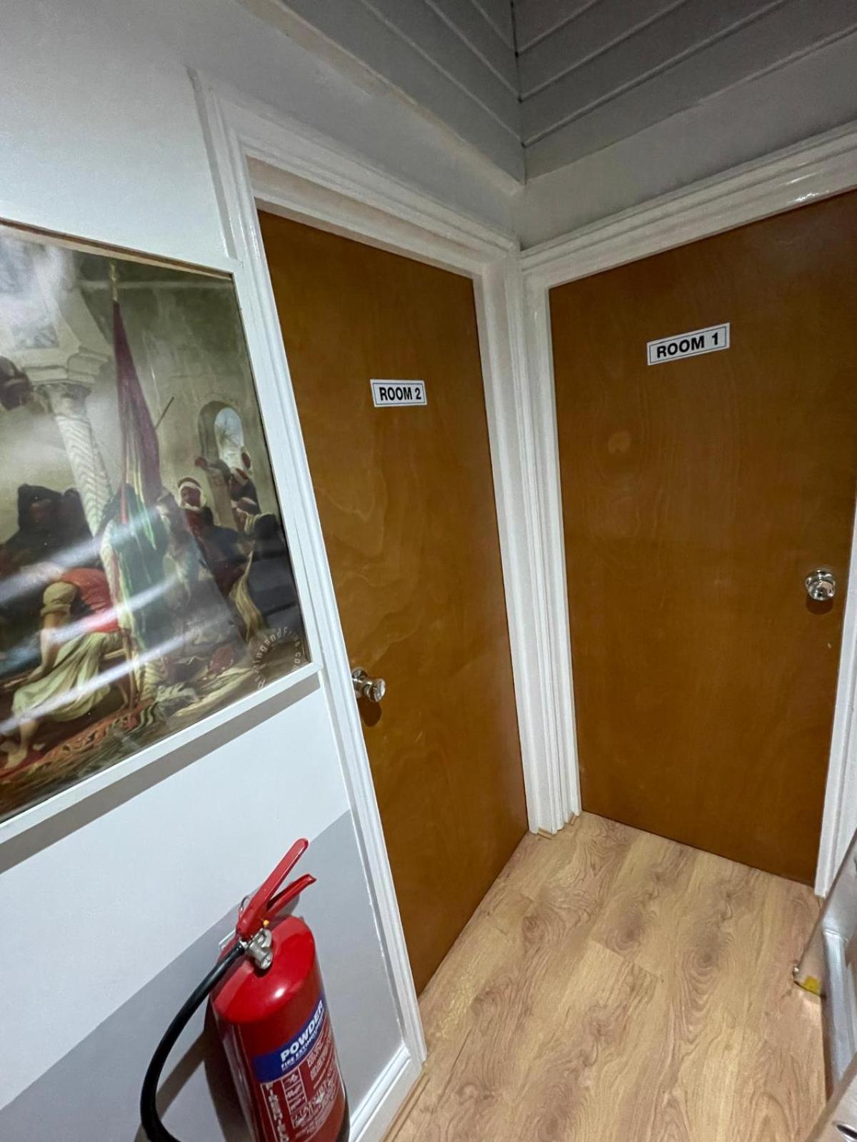 Double Room Private Bathroom