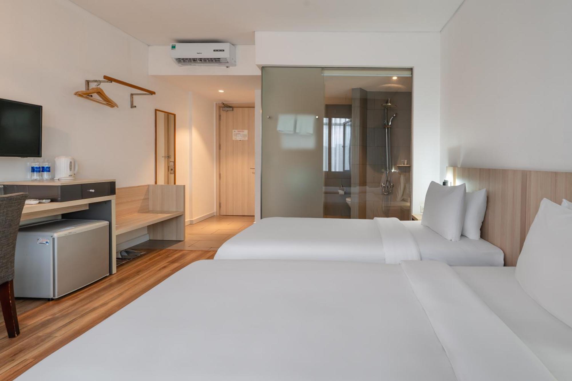 Premier Deluxe Parkview Room