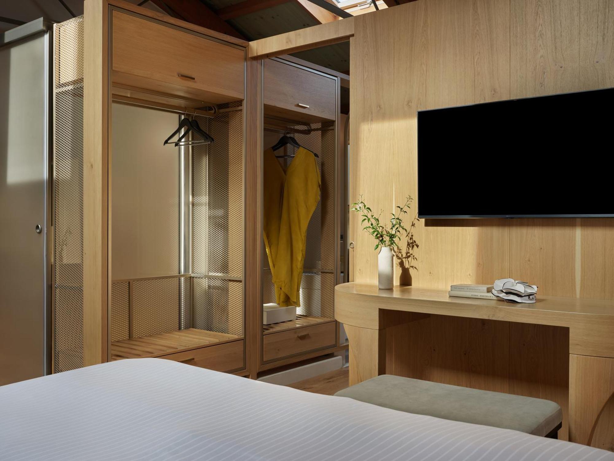 Attic Suite Living Room & Skylights