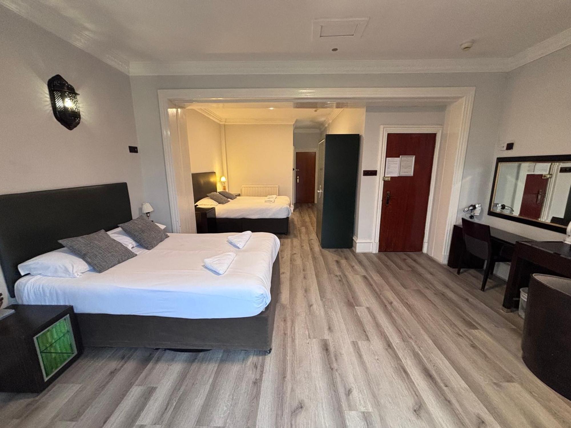 Comfort Quadruple Room