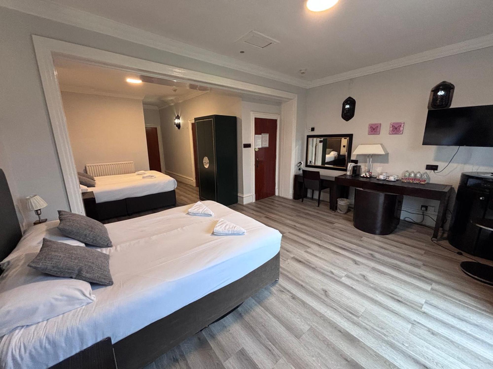 Comfort Quadruple Room