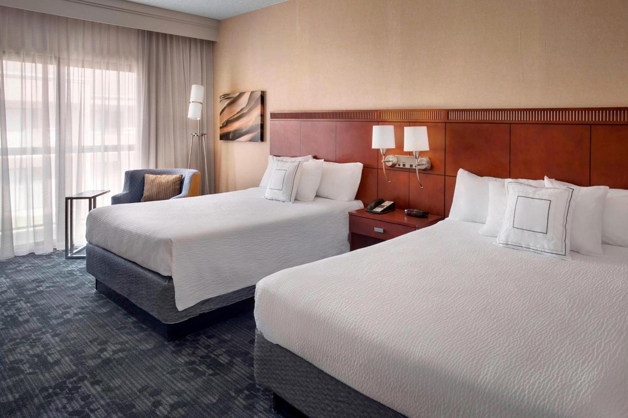 Queen Room Two Queen Beds