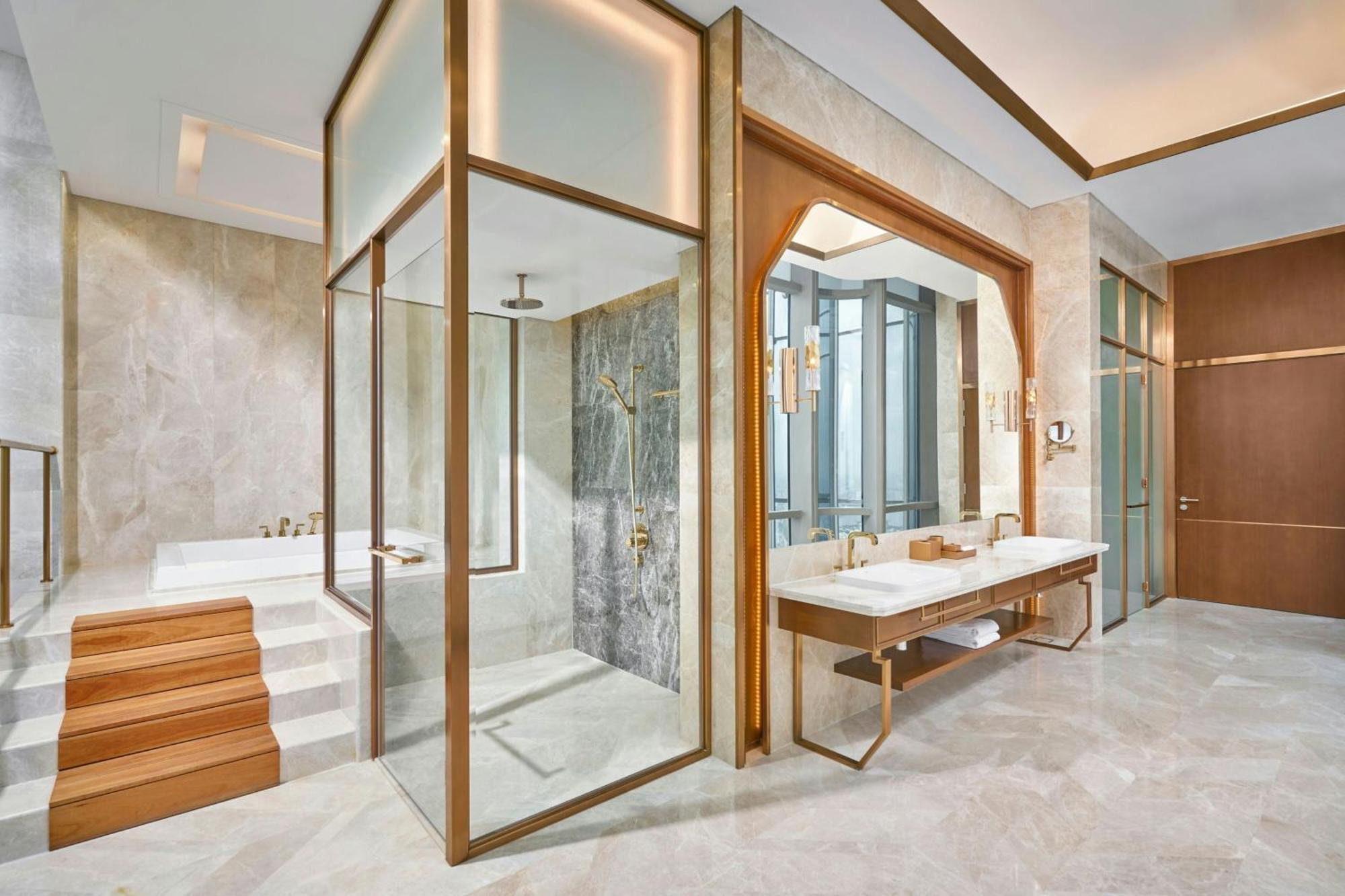 Presidential Suite Club Lounge Access