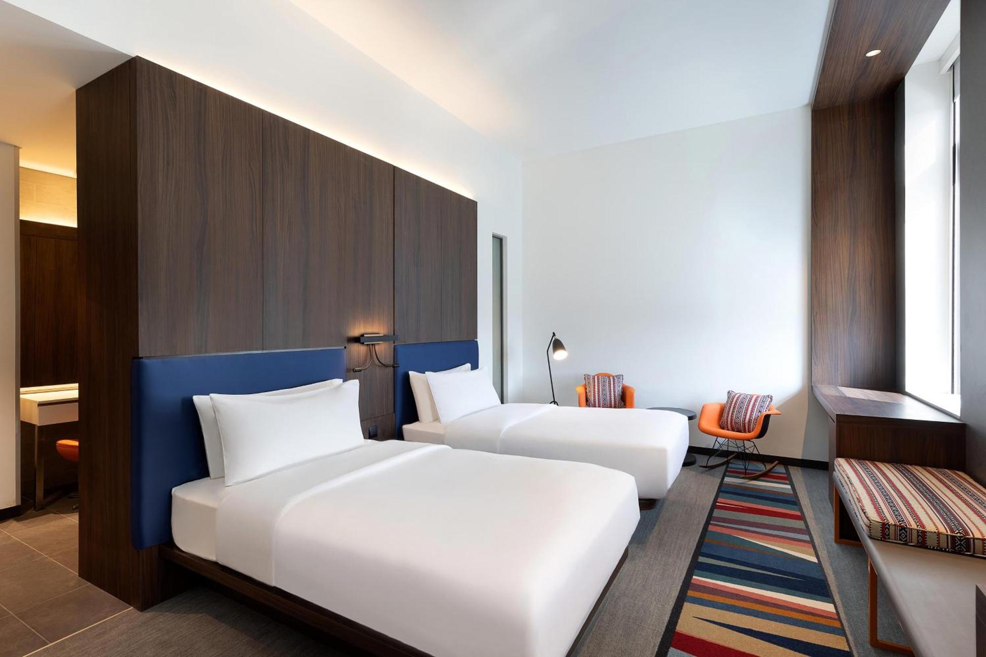 Aloft Guest Room 2 Single Beds