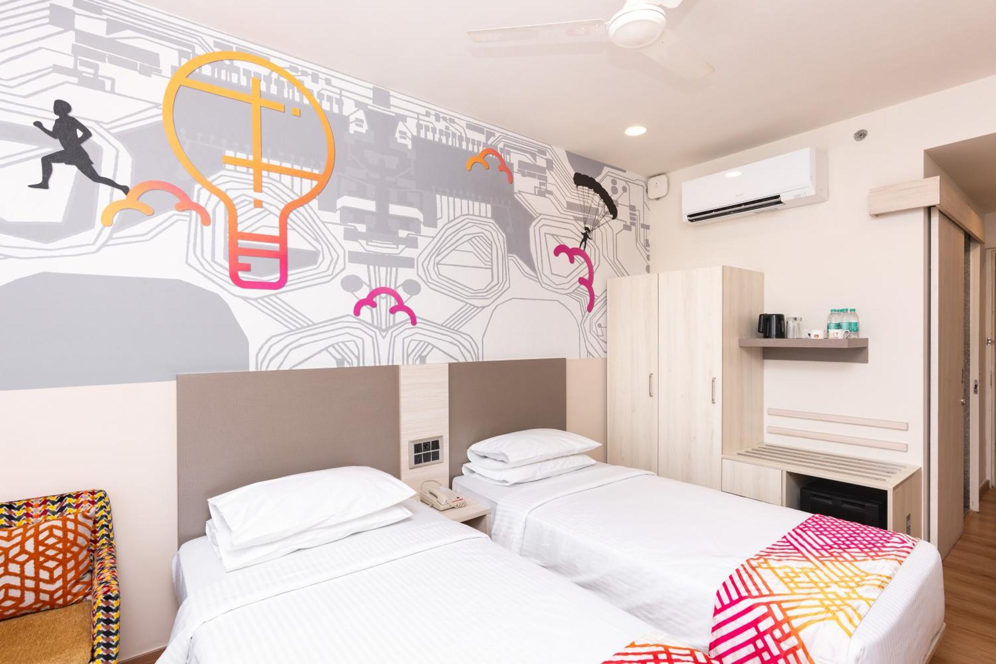 D-Luxe Twin Room