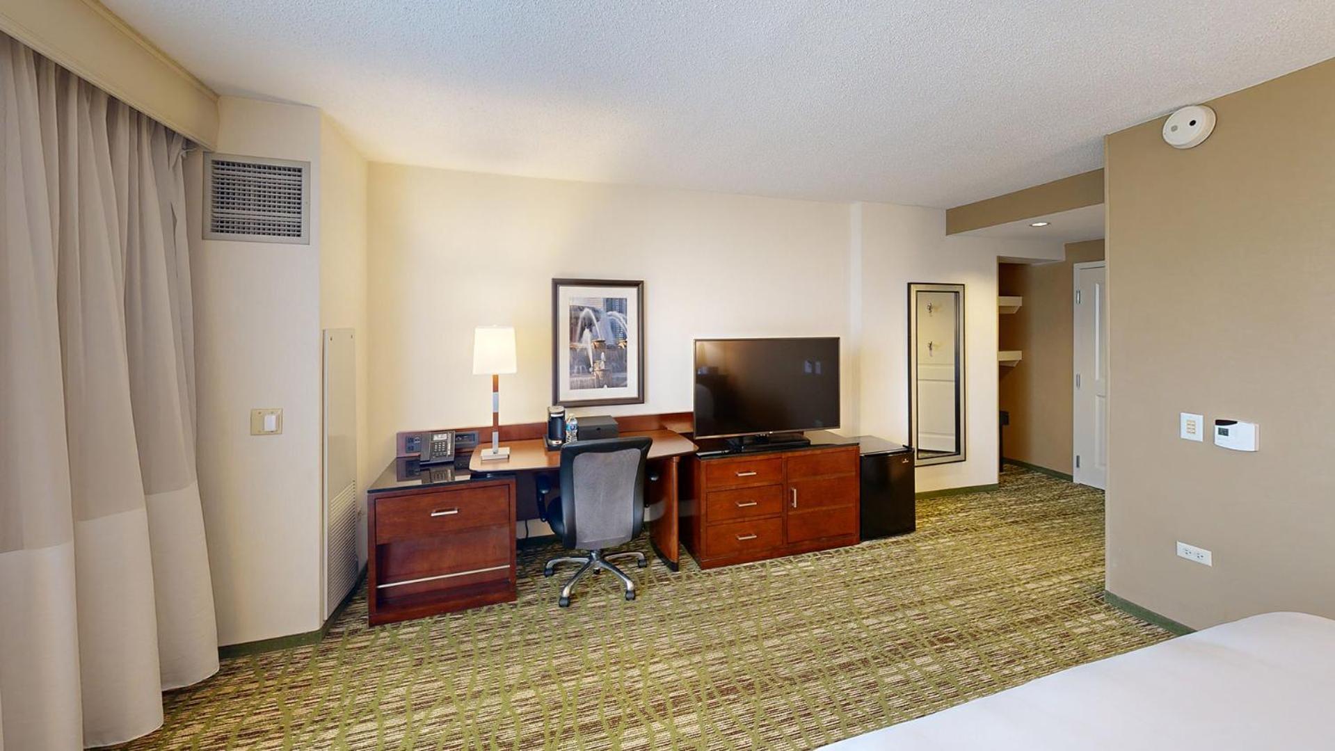 Deluxe King or Two Double Bed Room