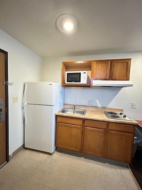 Double Room with Two Double Beds - Smoking