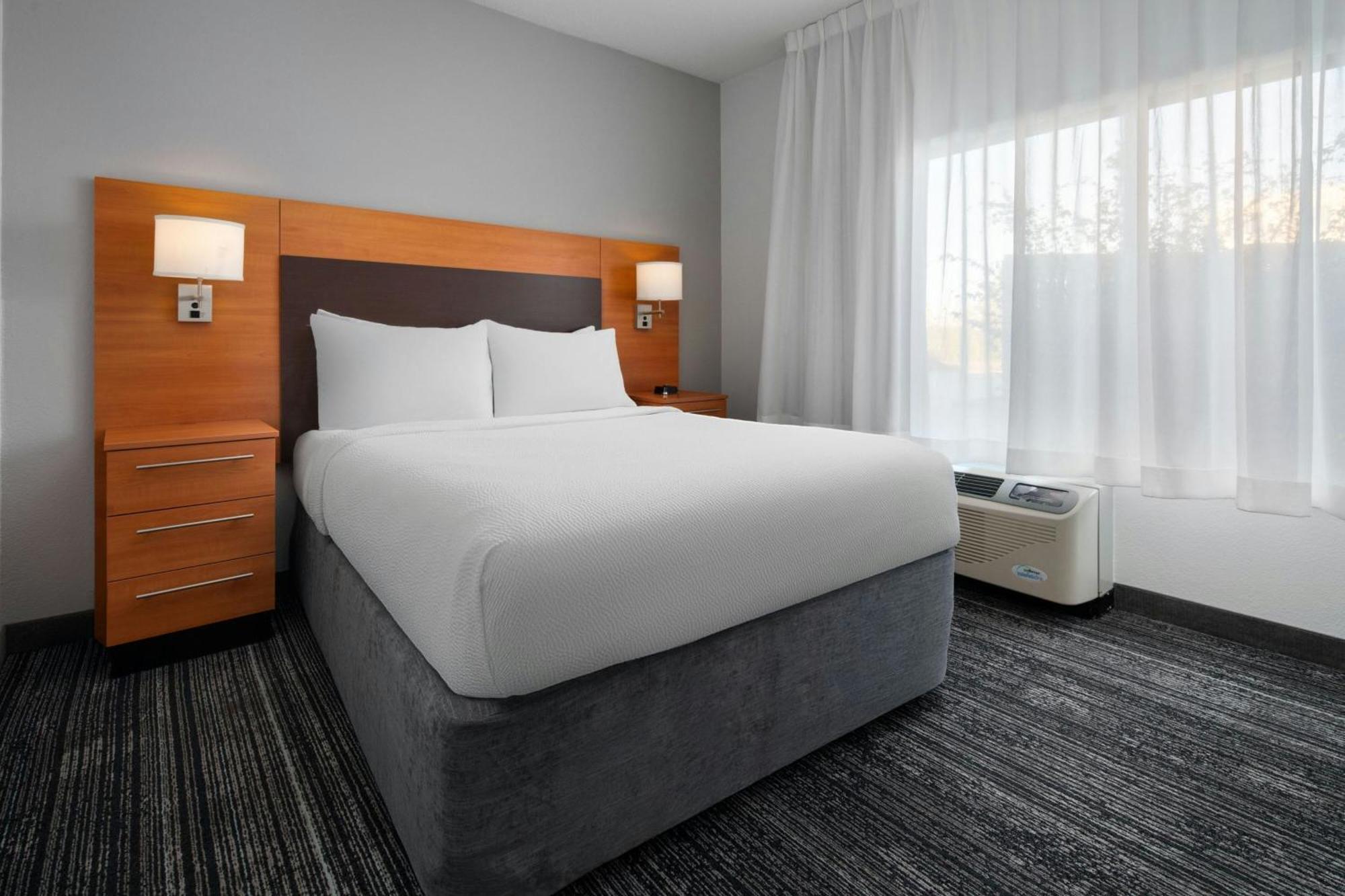 2 Bedroom Suite