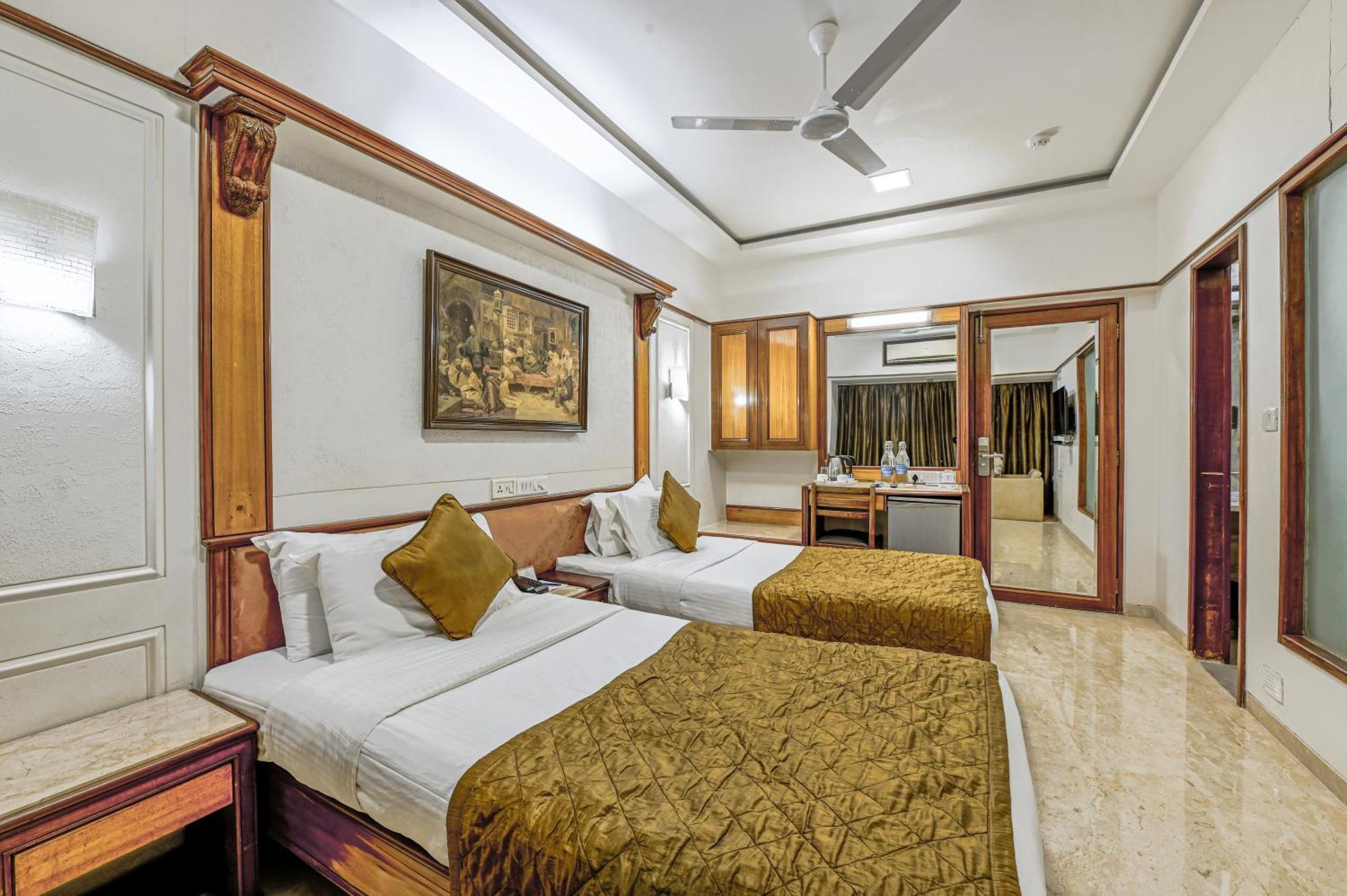 Deluxe Double or Twin Room