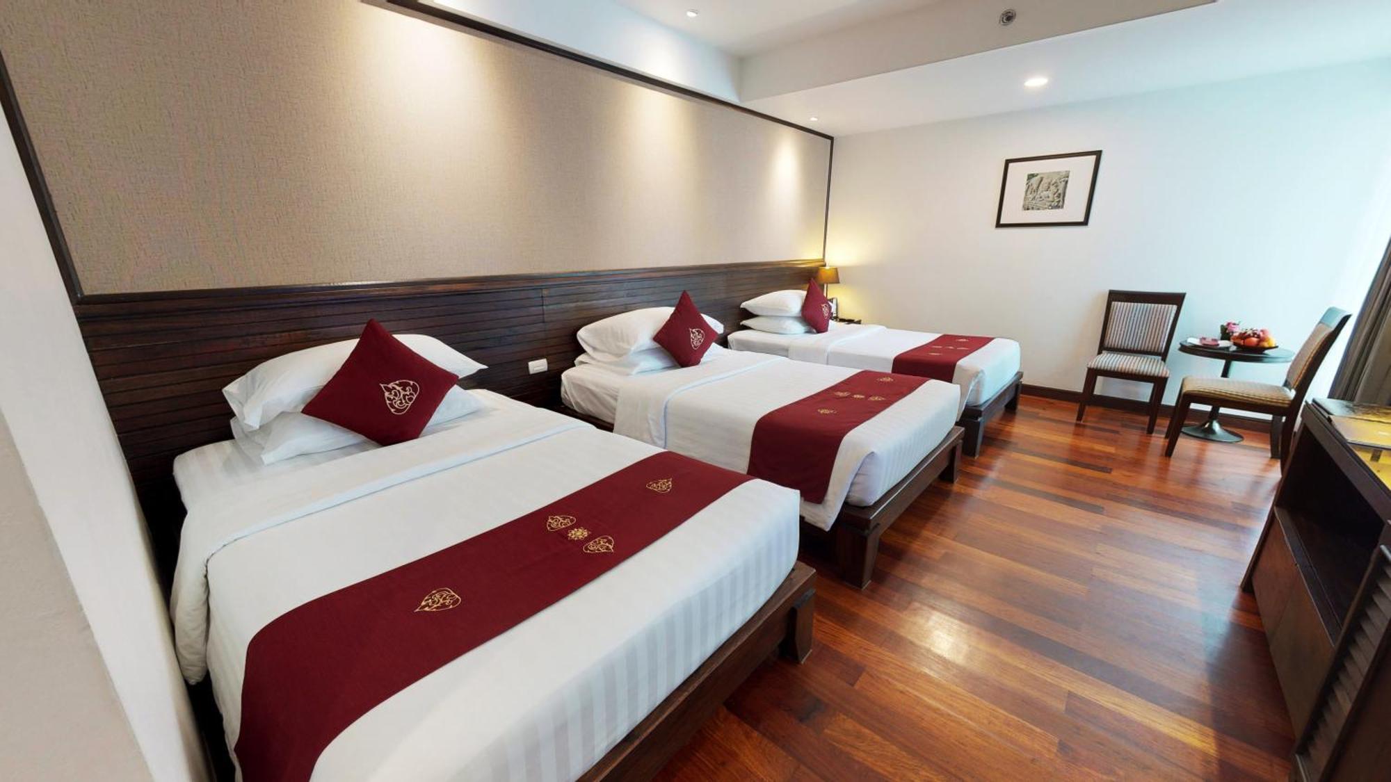 Superior Triple Room
