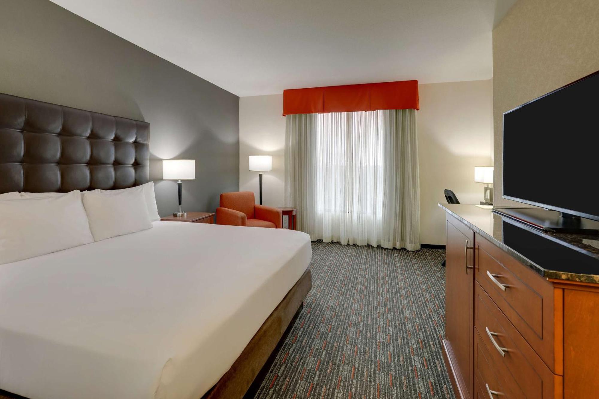 Deluxe King Room,1651209473:JPEG