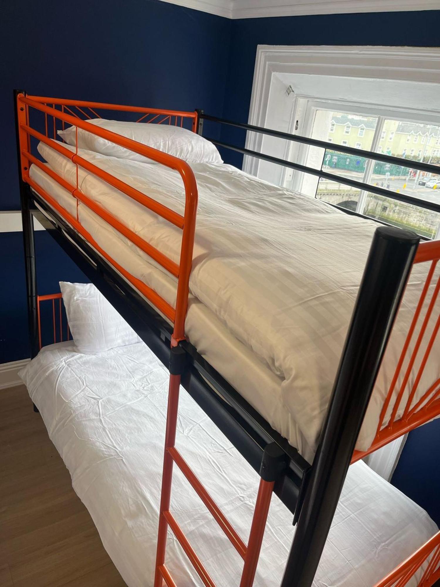 Bed 10-Bed Mixed Dormitory Room