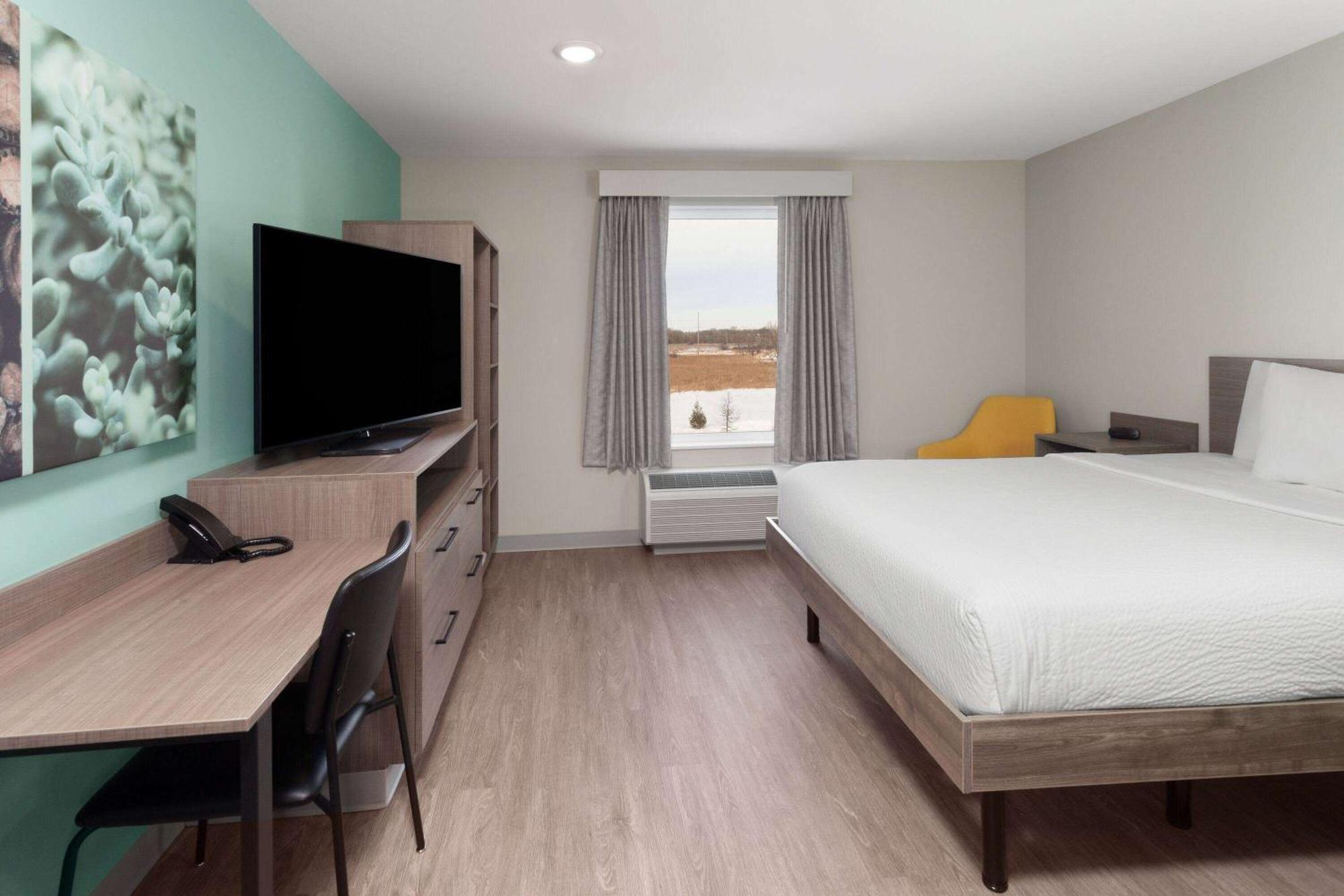 Queen Suite