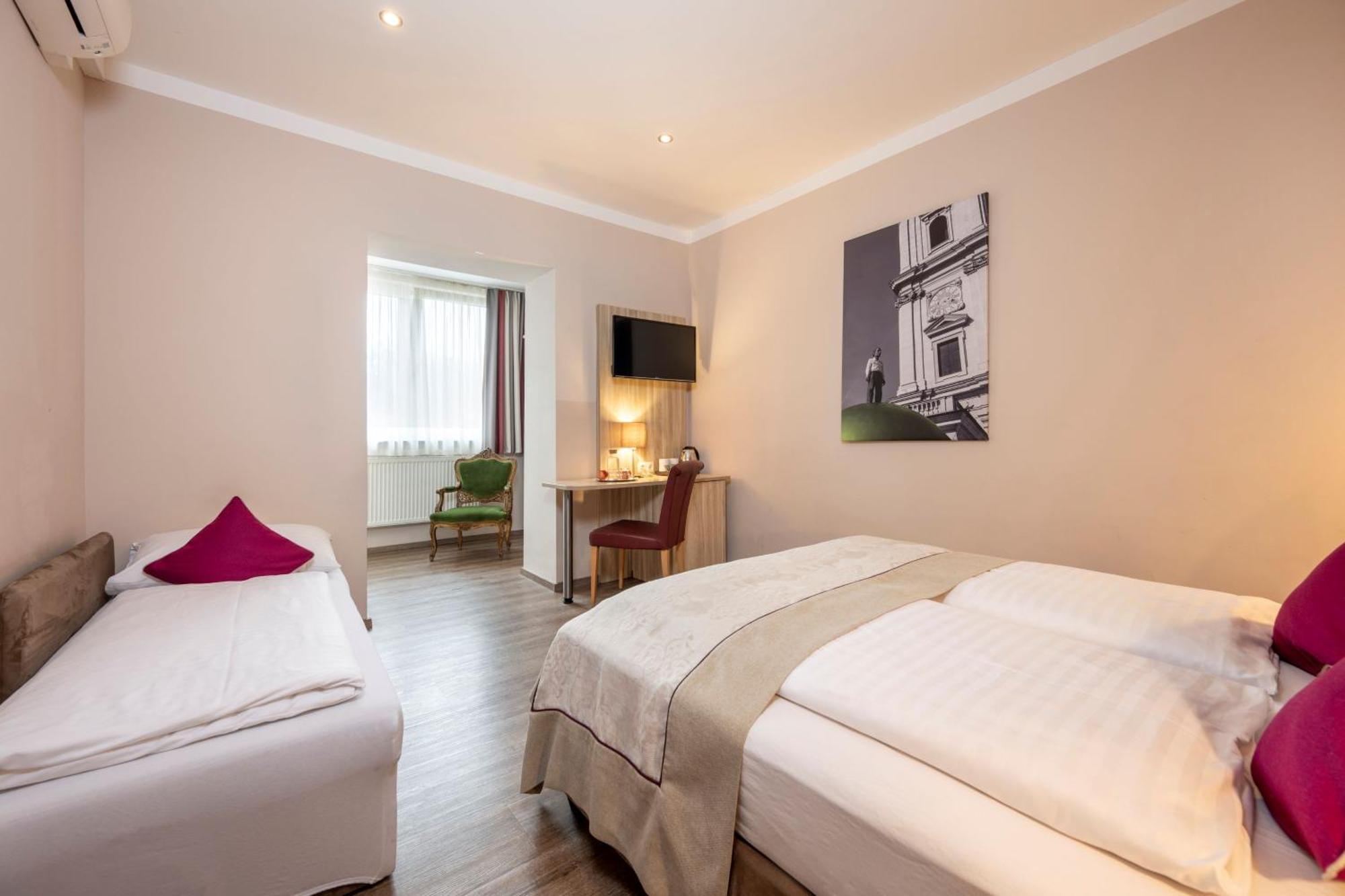 Comfort Plus Room