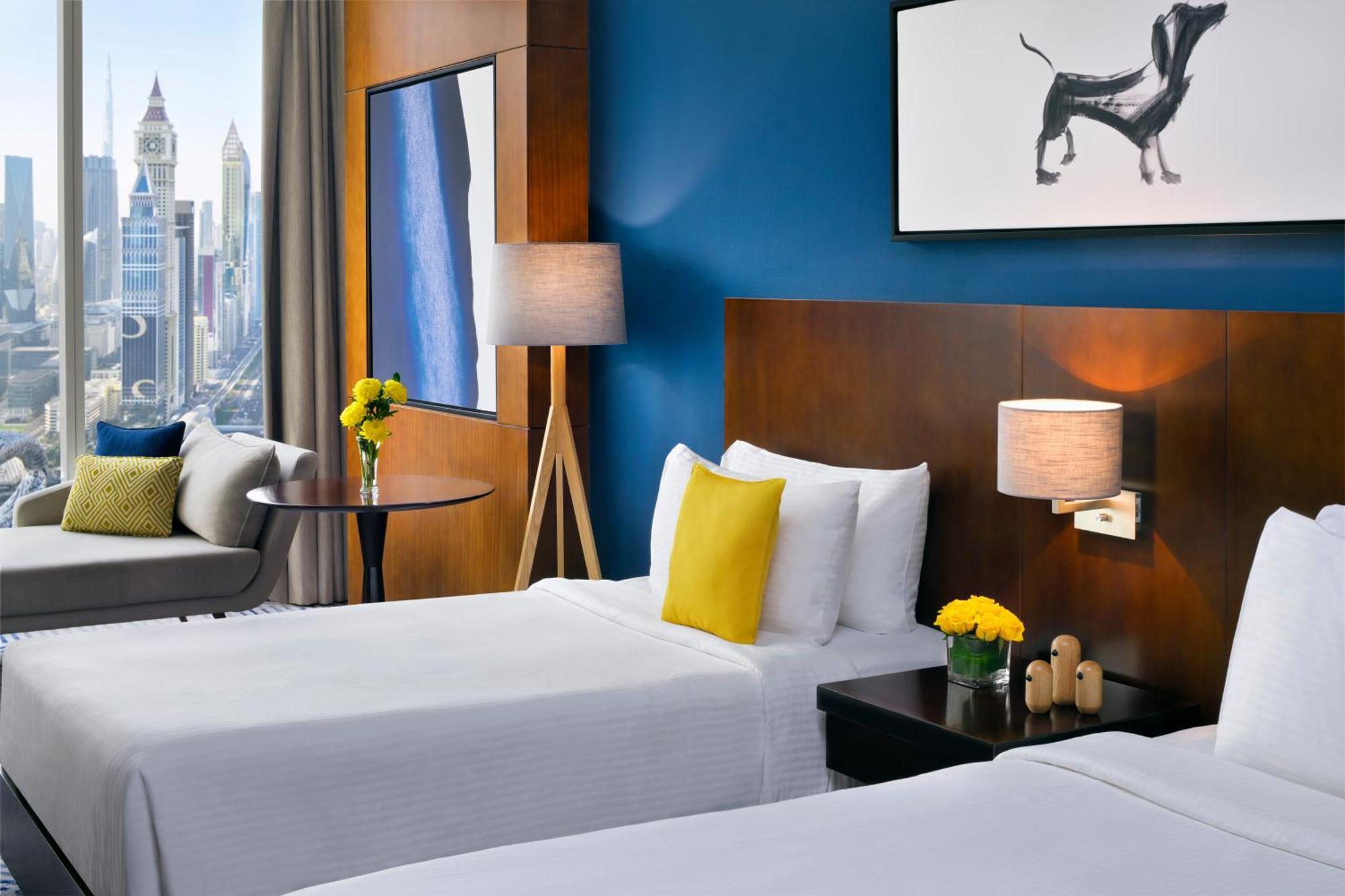 Deluxe Twin Room City View Club Room