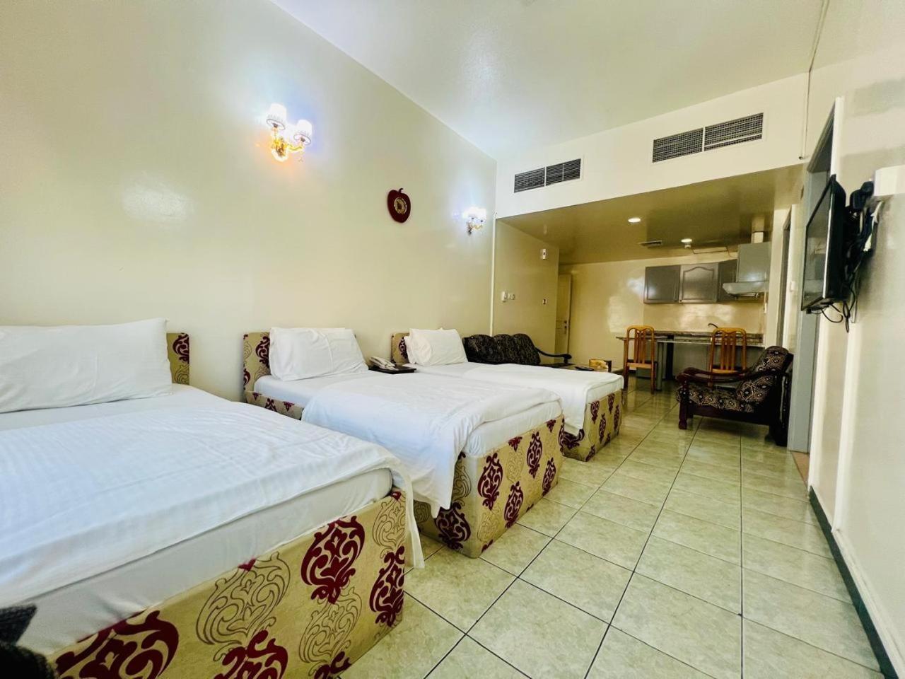 One-Bedroom Family Apartment