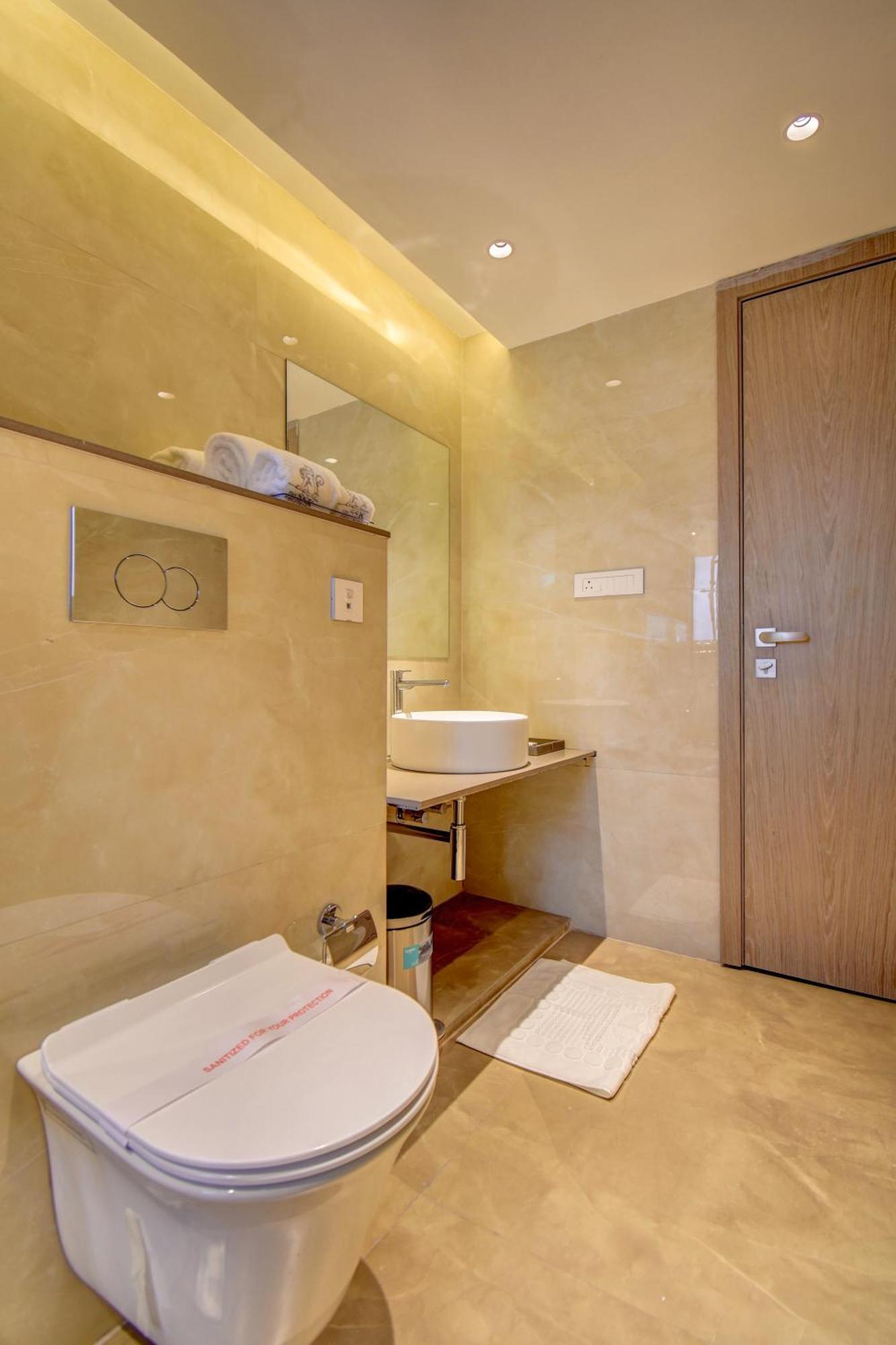 Suite with City View