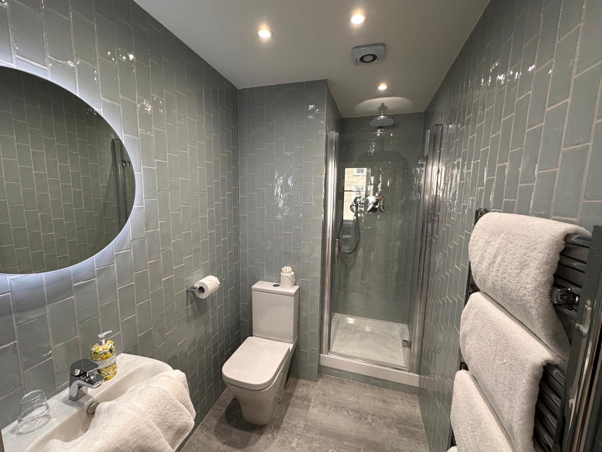Four Person Ensuite