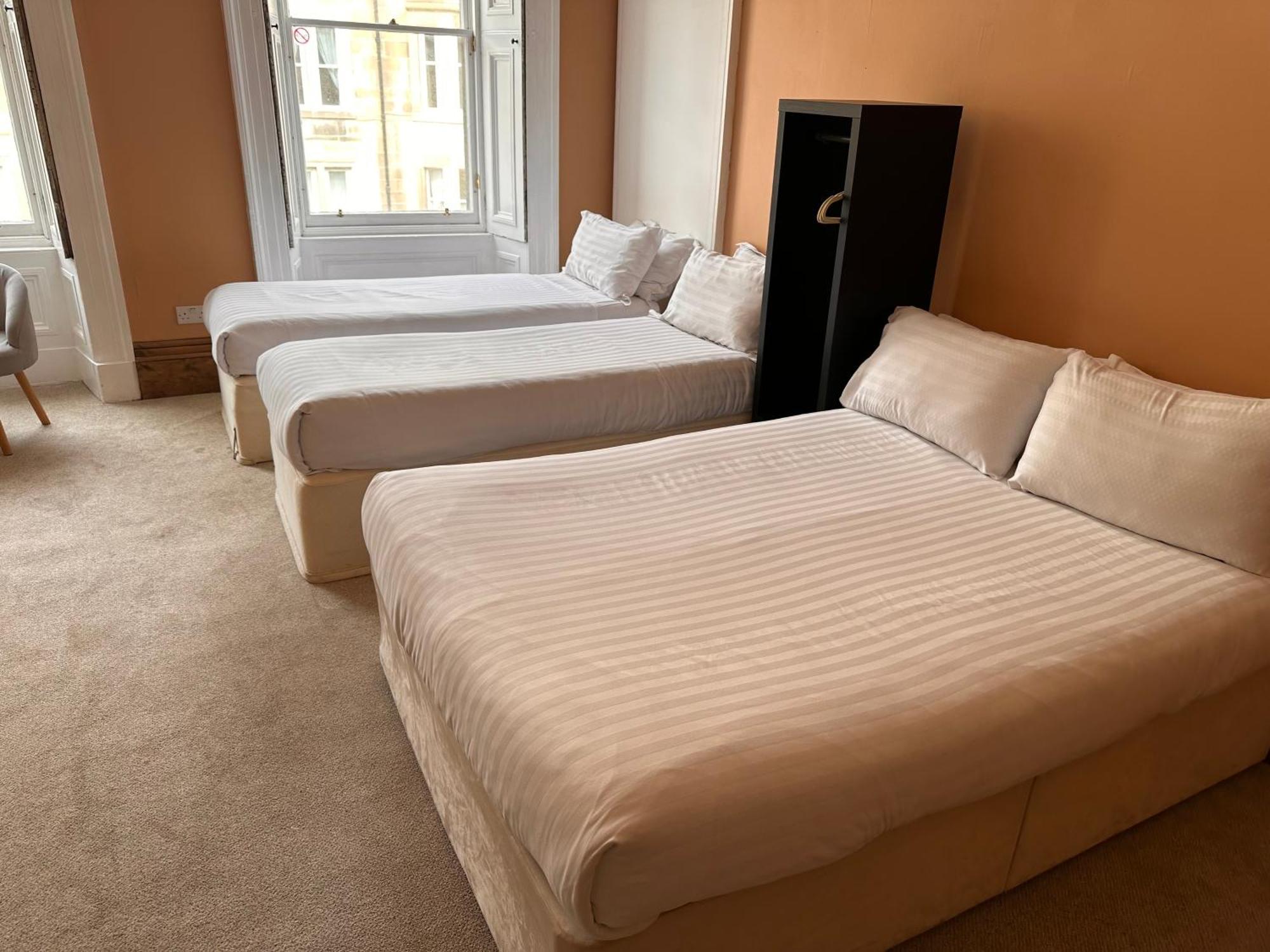 Four Person Ensuite