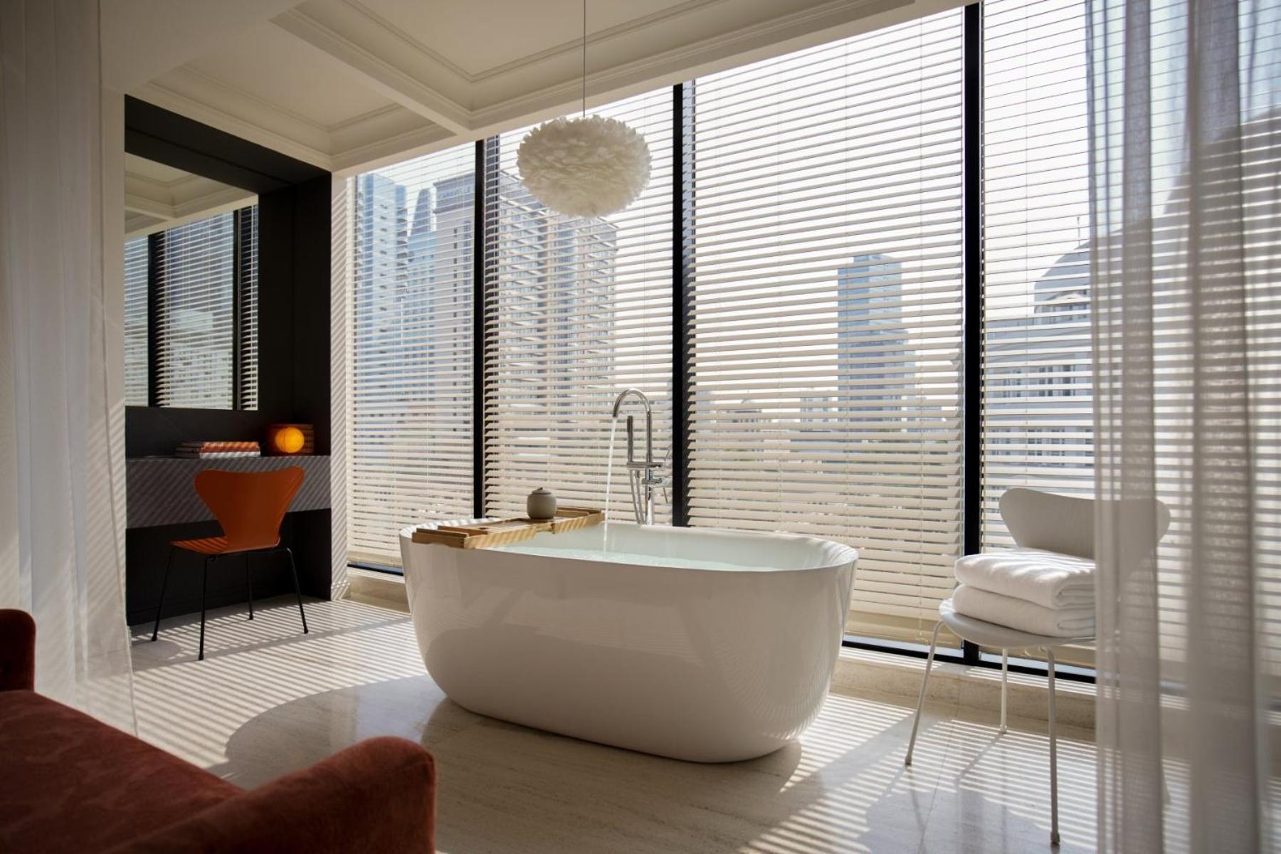 Suite City View