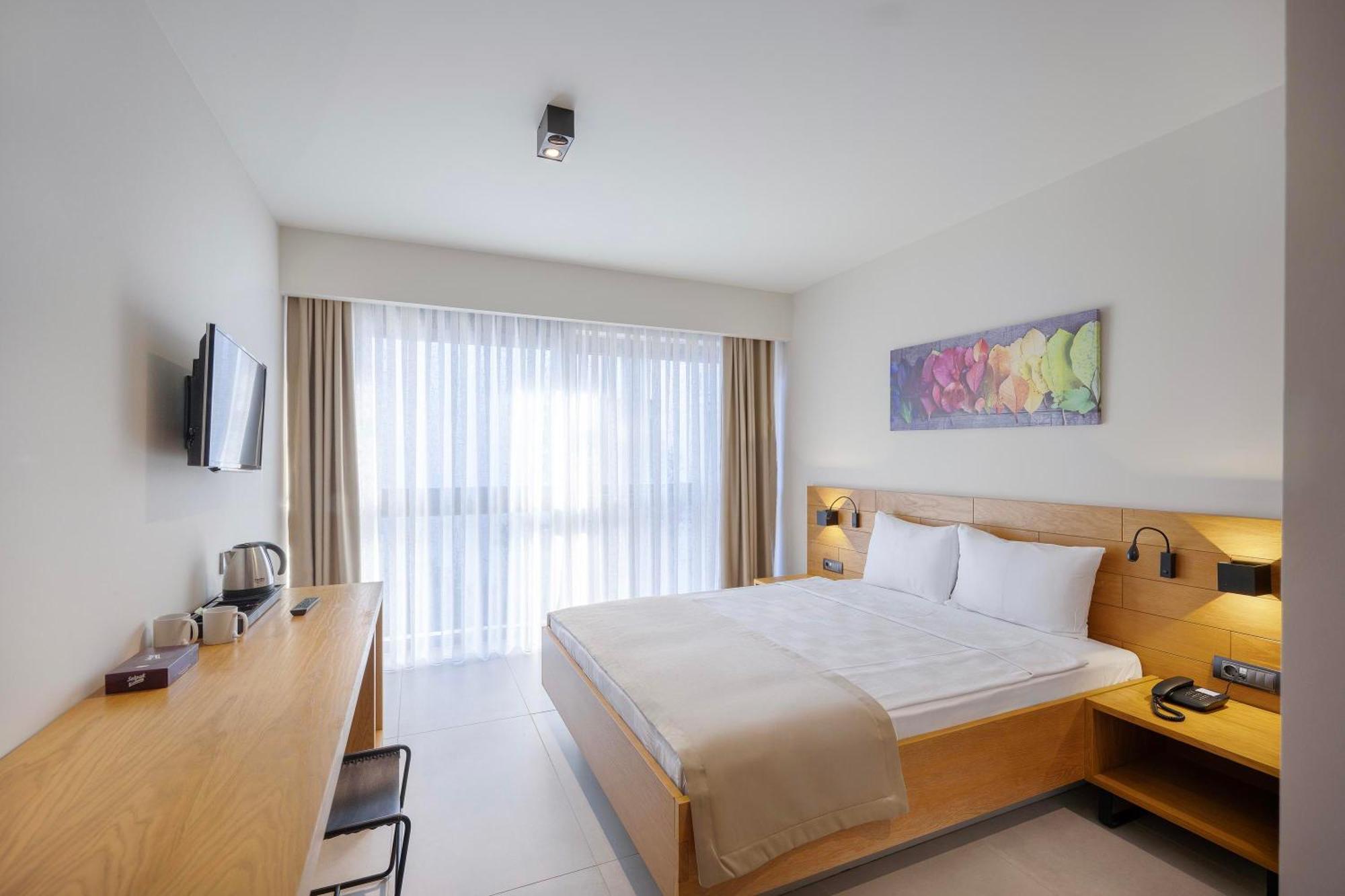 Superior Double Room,1659737119:JPEG